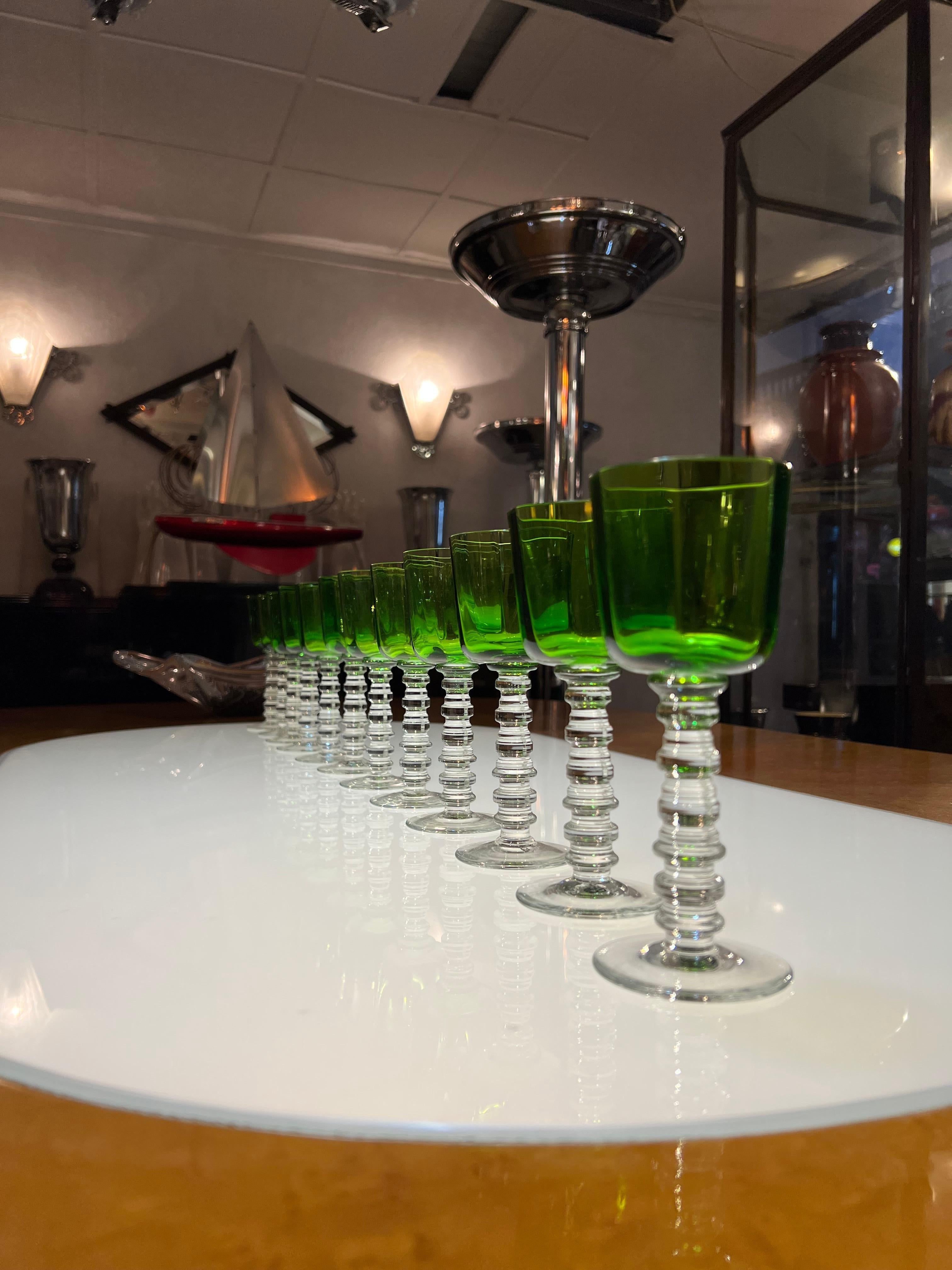 Ungewöhnliche 12 Wein Coupe-Gläser aus Kristall, Set von  12  Signiert: Querandi, Jahr: 1960 im Angebot 13