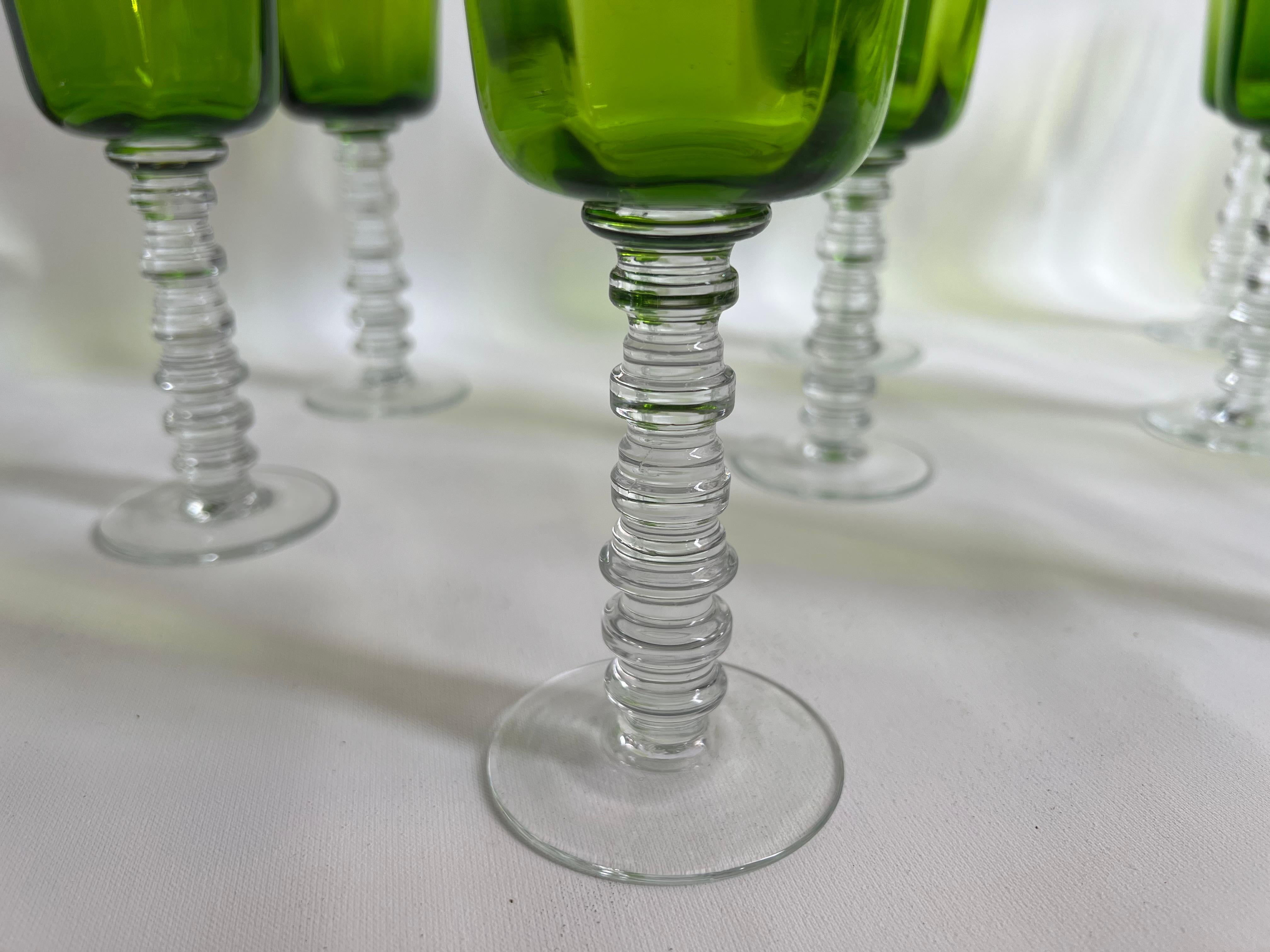Inusual 12 wine Coupe Glasses in crystal, Set of  12  Sign: Querandi, Year: 1960 For Sale 3