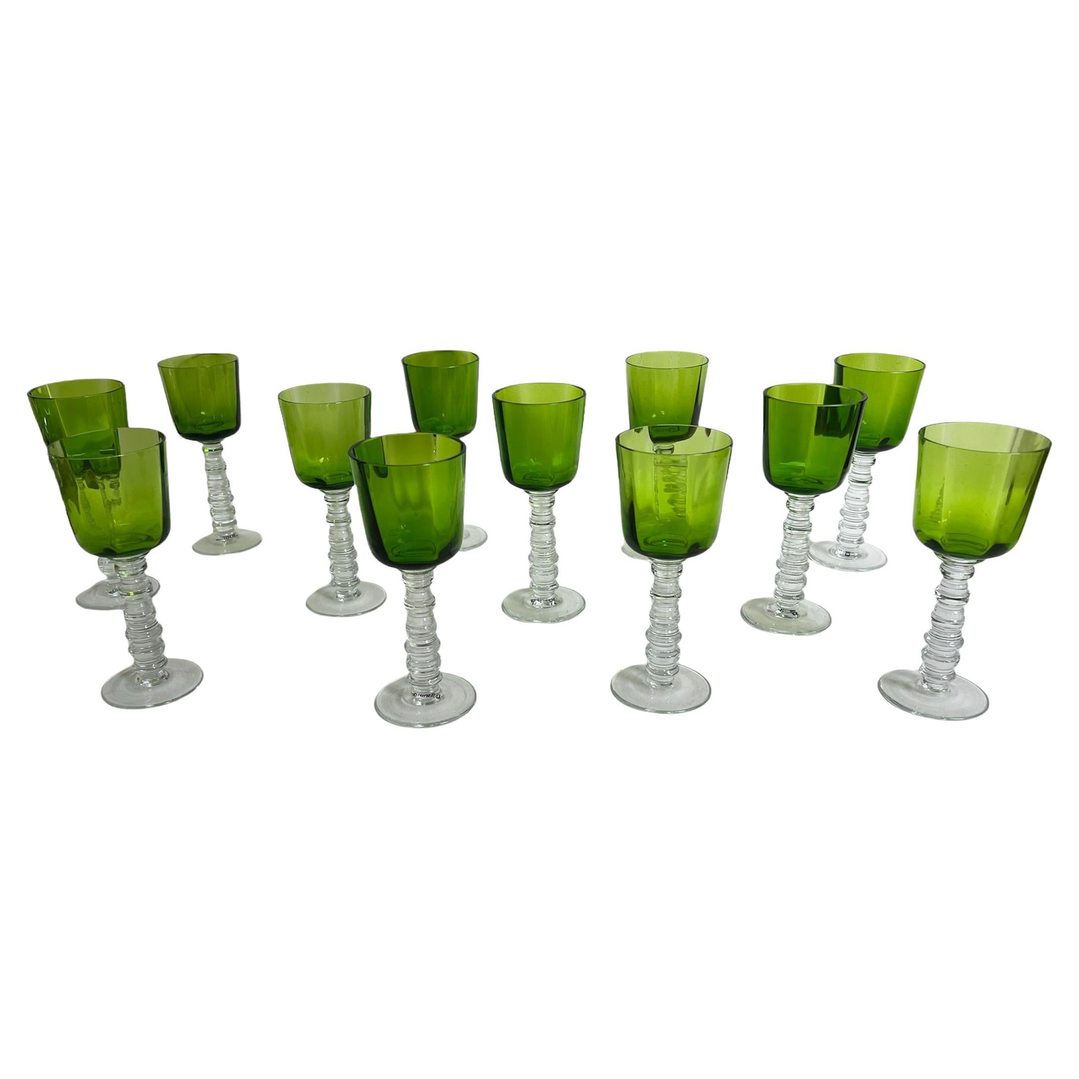 Ungewöhnliche 12 Wein Coupe-Gläser aus Kristall, Set von  12  Signiert: Querandi, Jahr: 1960 im Angebot