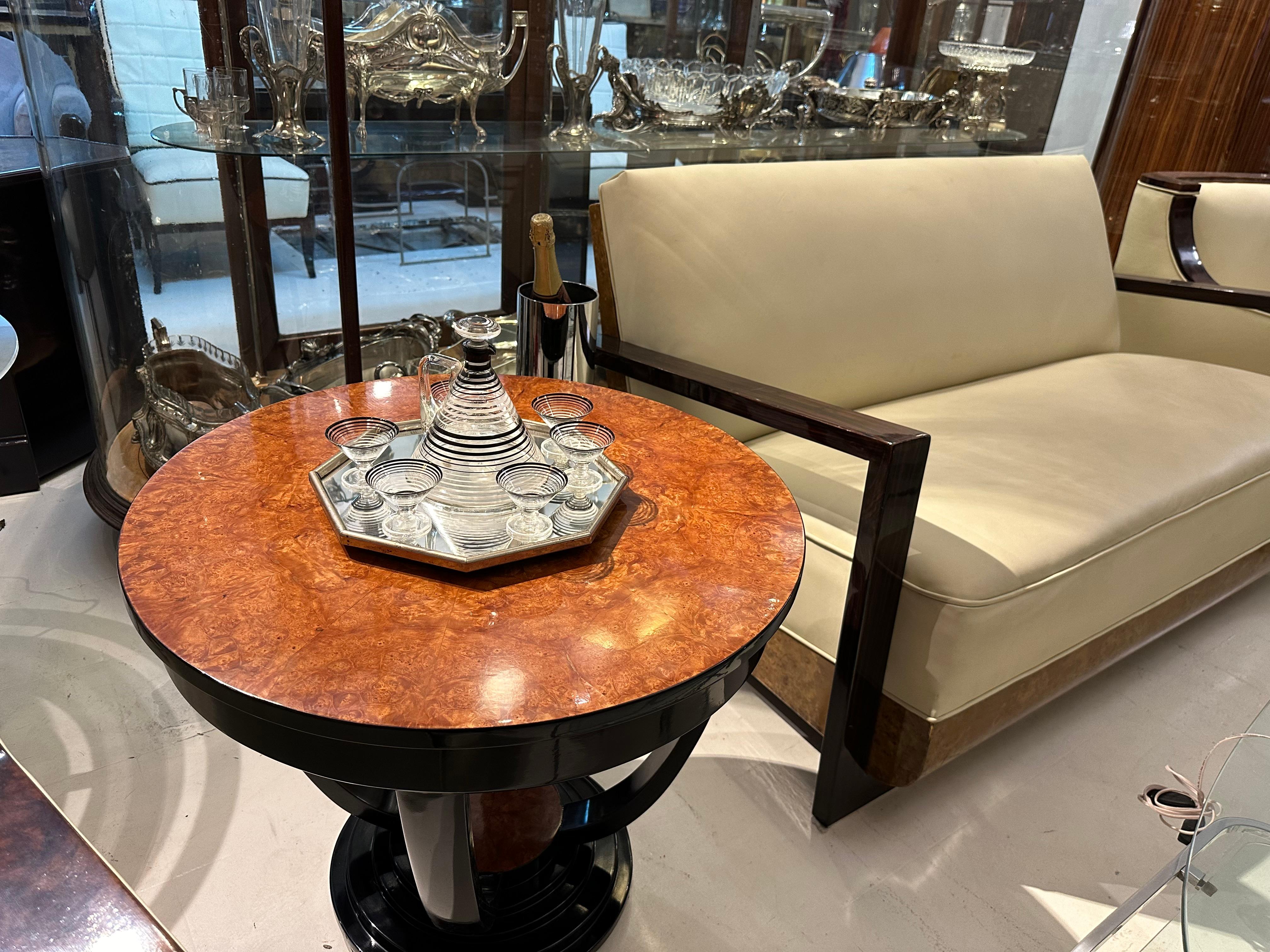 Ungewöhnliches 6-Glas-Likörglas in Kristall und Krug, signiert: hergestellt in der Tschechischen Slowakei im Zustand „Gut“ im Angebot in Ciudad Autónoma Buenos Aires, C