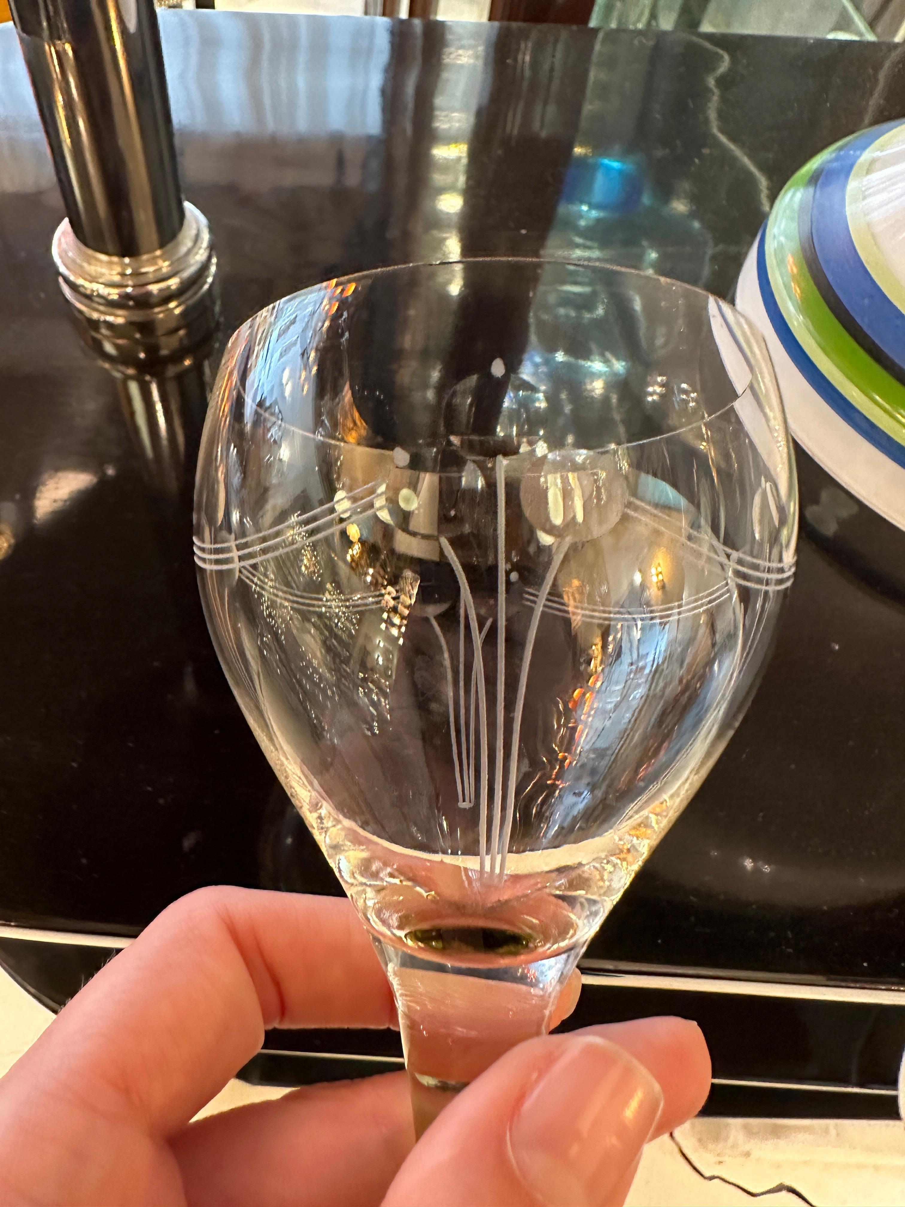 Ungewöhnliche 6 Wein Coupe-Gläser aus Kristall, 1915 im Angebot 6