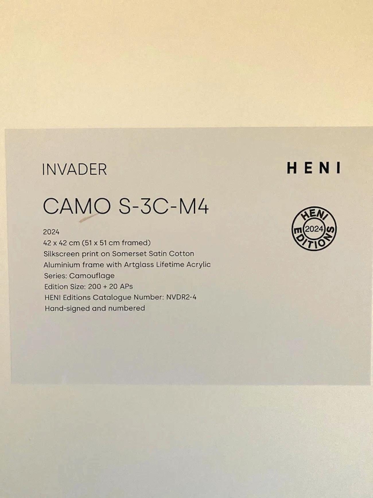 Invader - CAMO S-3C-M4, Street Art For Sale 1