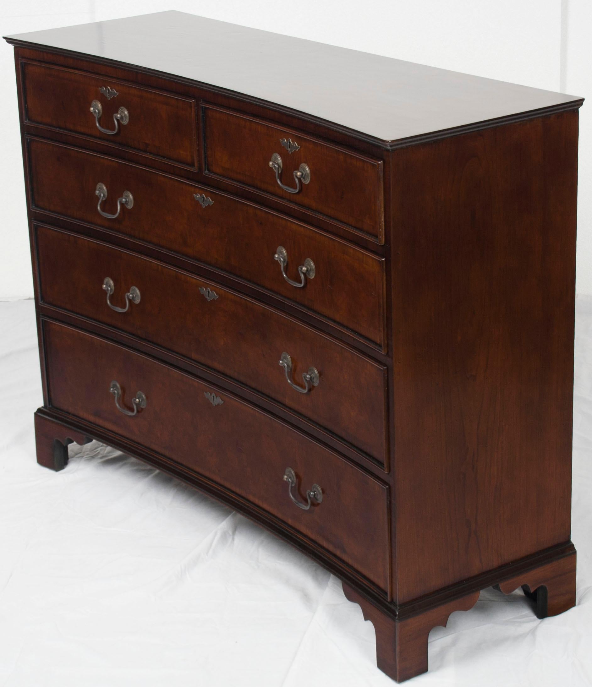 Inverted or Reverse Bow Front Narrow Chest of Drawers Dresser In New Condition For Sale In Atlanta, GA