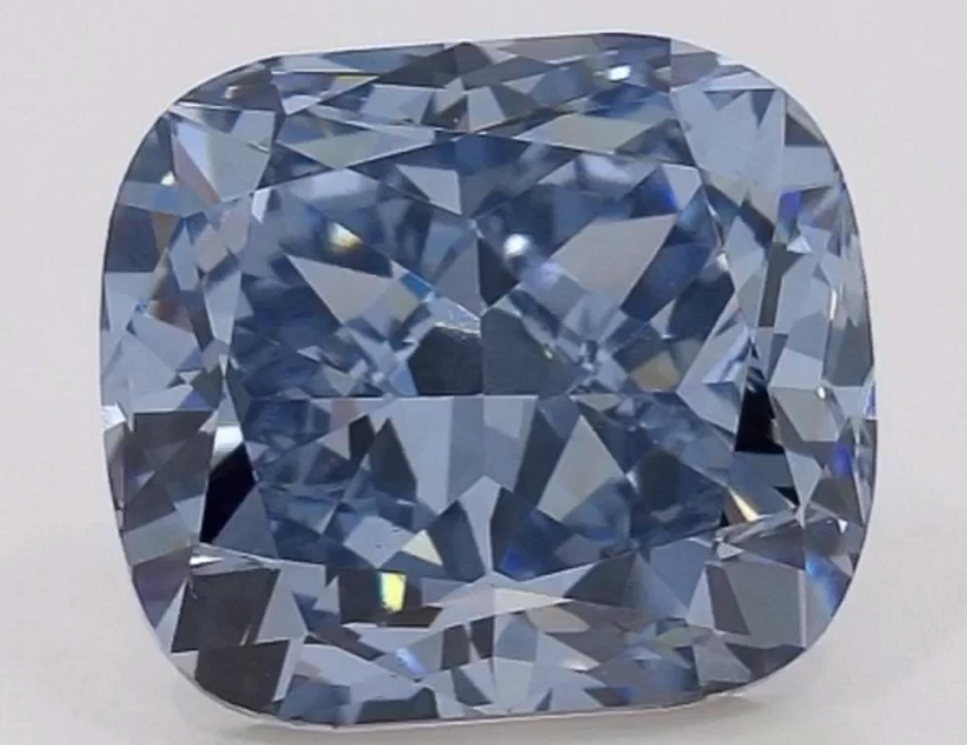 The blue diamond market has always been strong, stable, and worthy of investment. The market has an insatiable appetite for fancy colored diamonds in general, and blues in particular - especially since they are among the rarest of colors. This makes