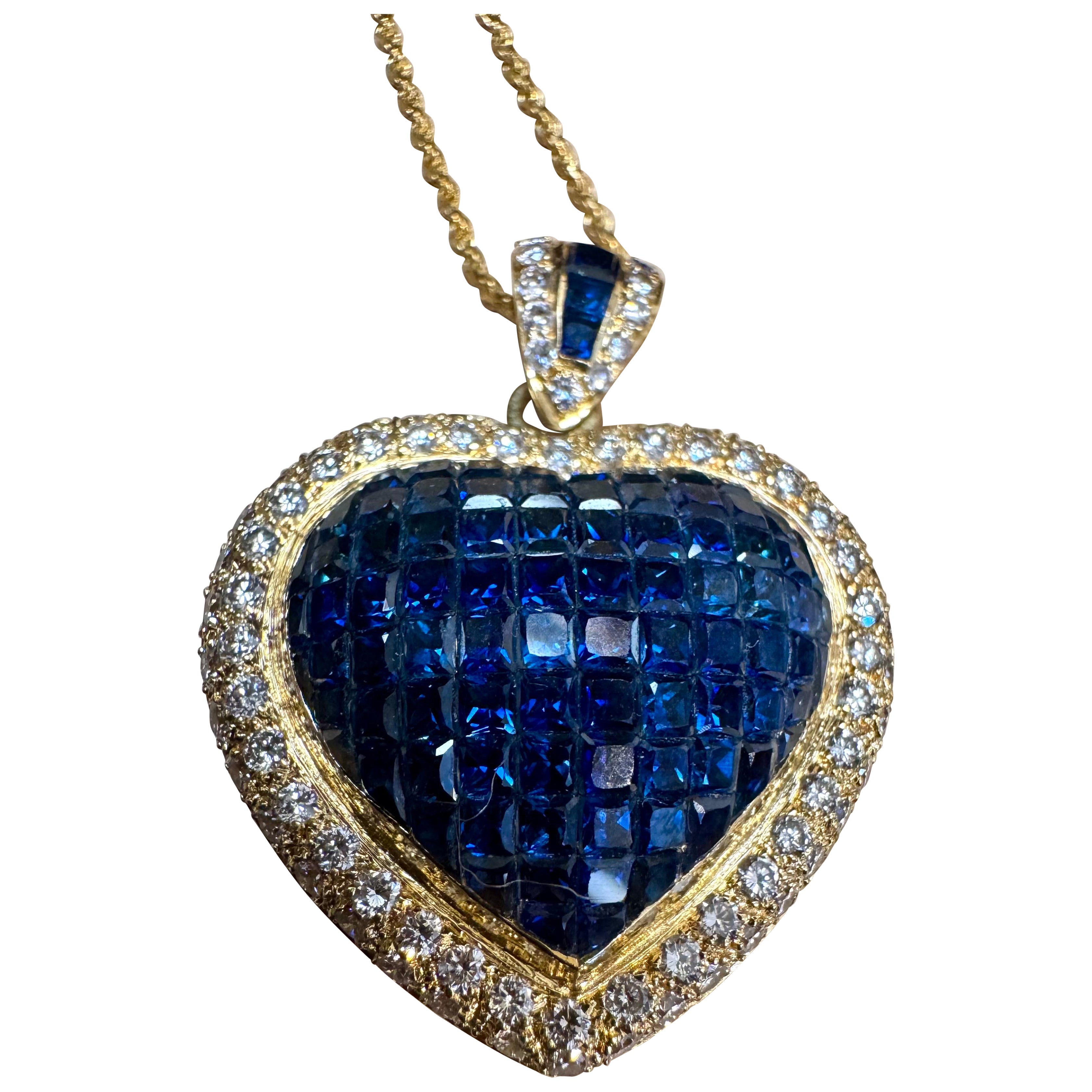 Ciondolo a cuore con zaffiro e diamante Invisible Mystery Set  18 carati  Oro giallo in vendita