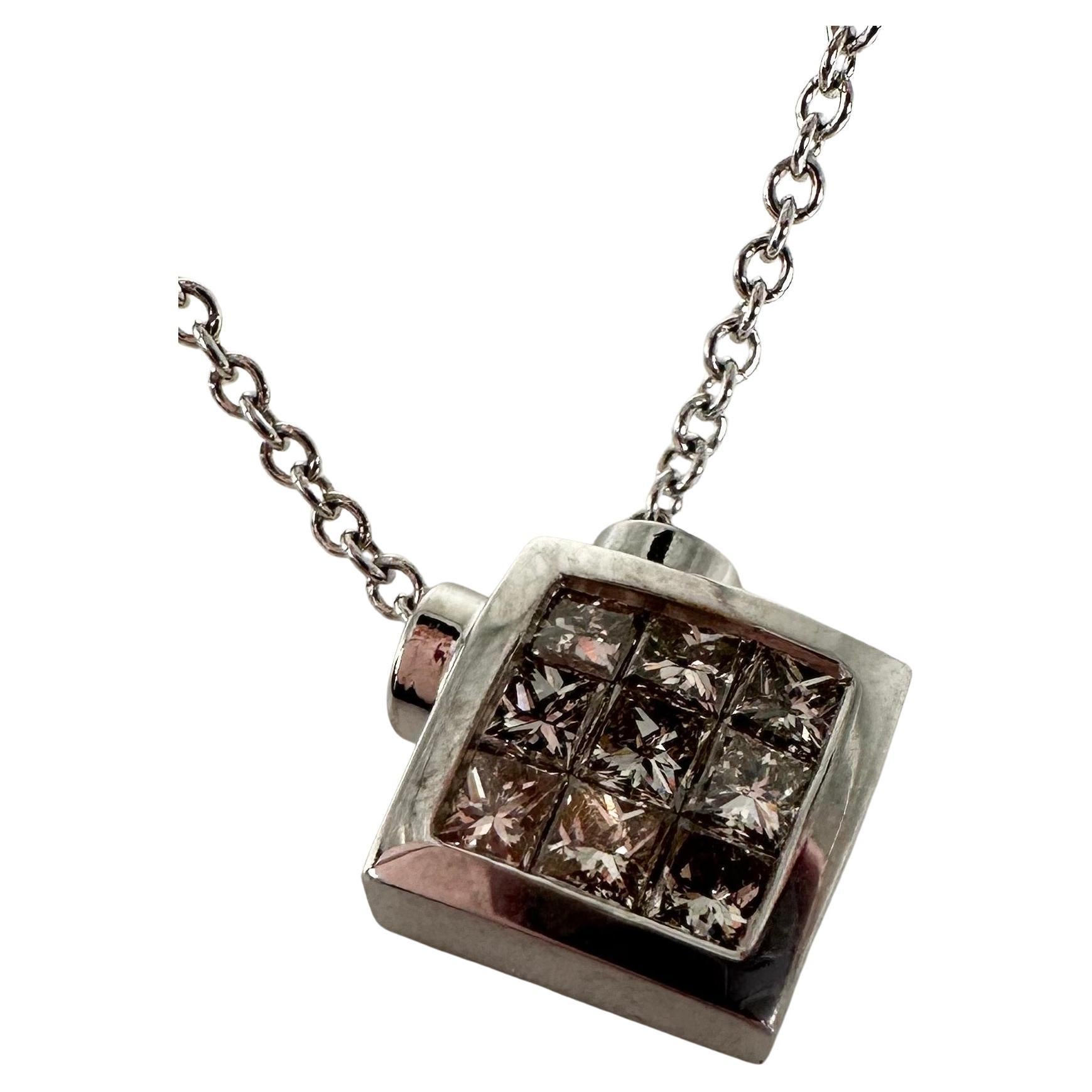 collier invisible avec diamant