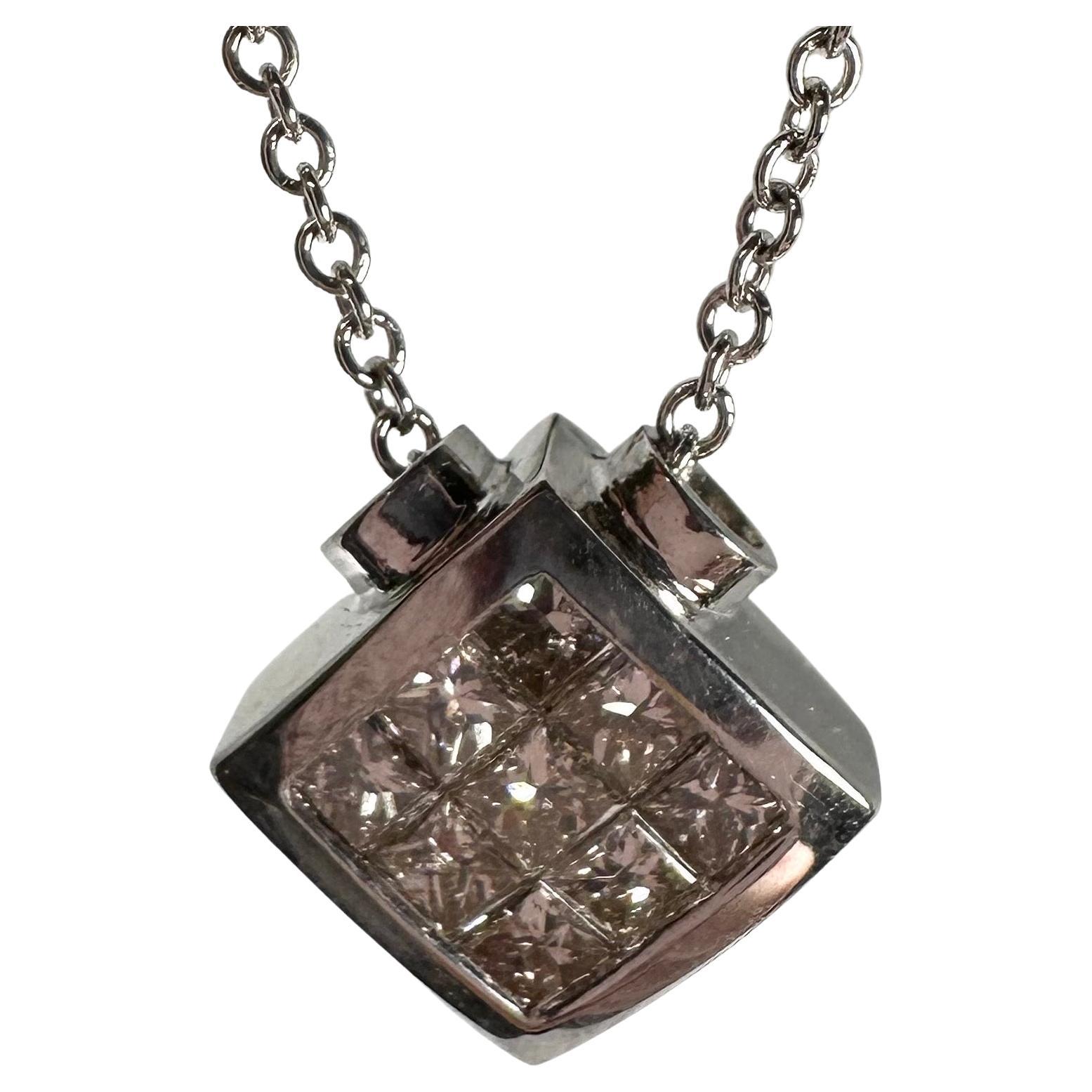 Invisible pendant necklace diamond pendant necklace 18KT gold For Sale