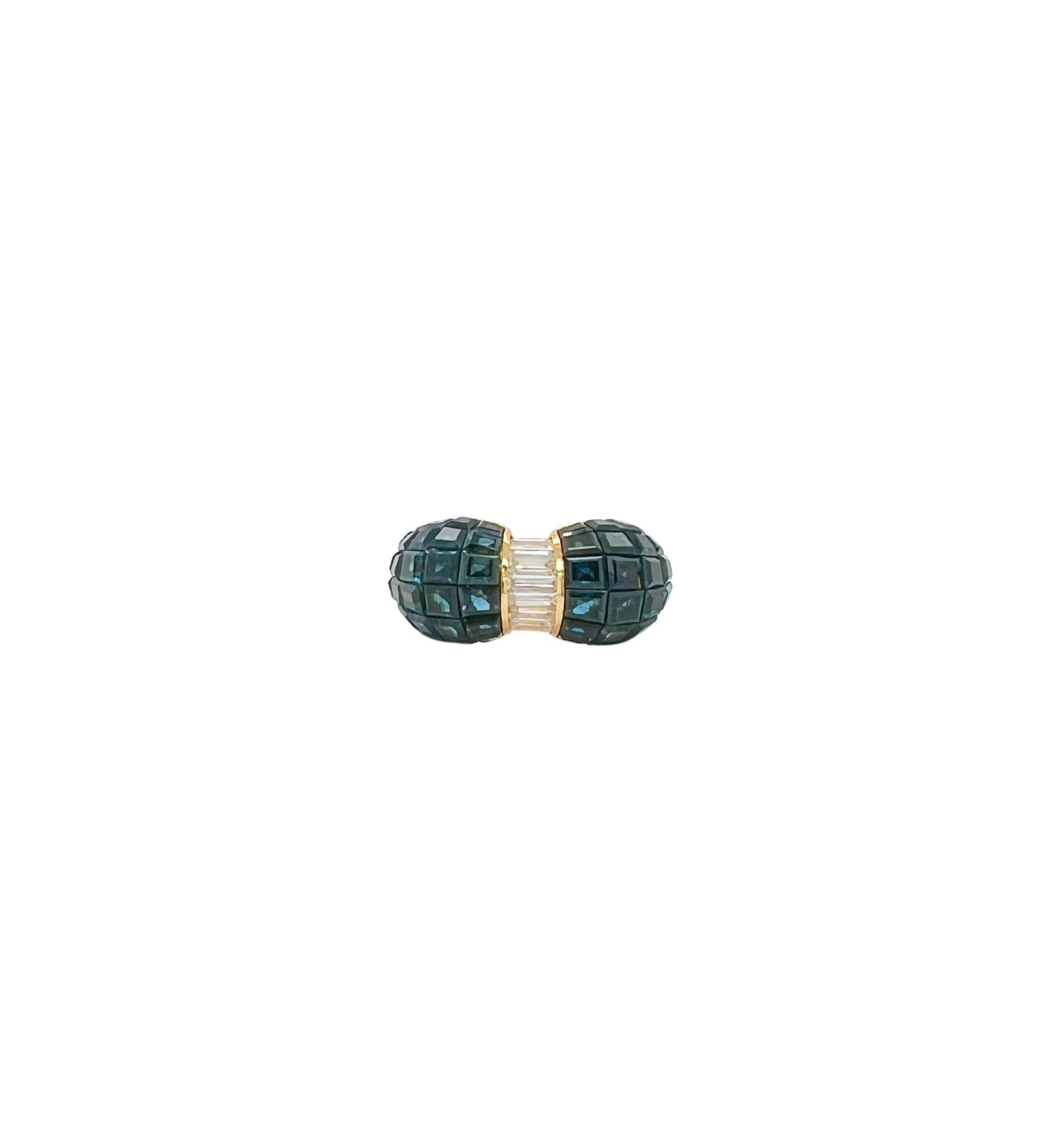 Invisible Sapphire Diamond 18k Gold Ring In Excellent Condition For Sale In New York, NY