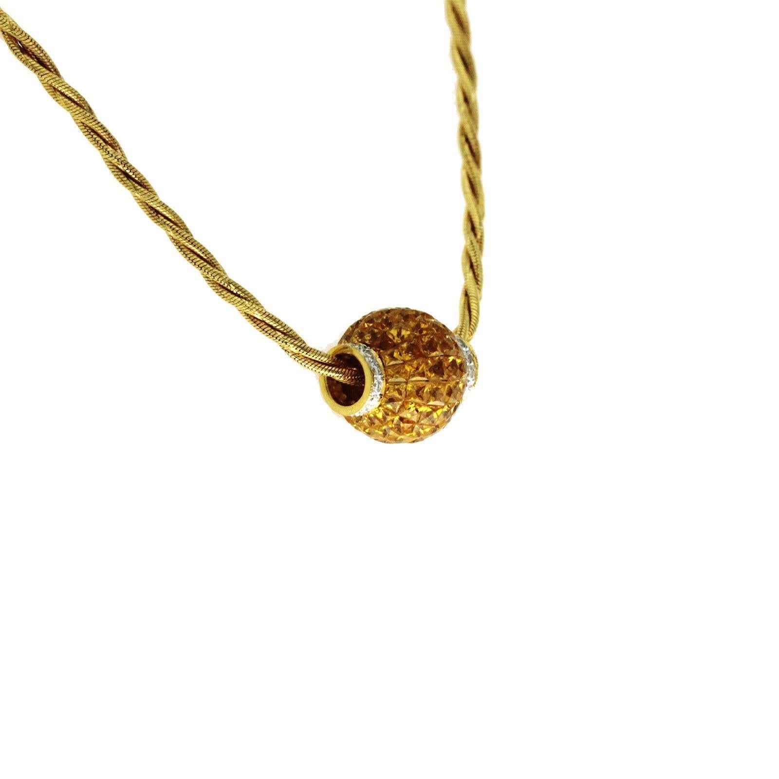 Halskette aus 14 Karat Gold mit unsichtbar gefassten 8,50 gelben Saphiren und 0,18 Karat Diamanten im Zustand „Neu“ im Angebot in Los Angeles, CA