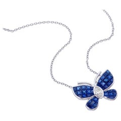 Collier papillon serti invisible avec saphirs bleus