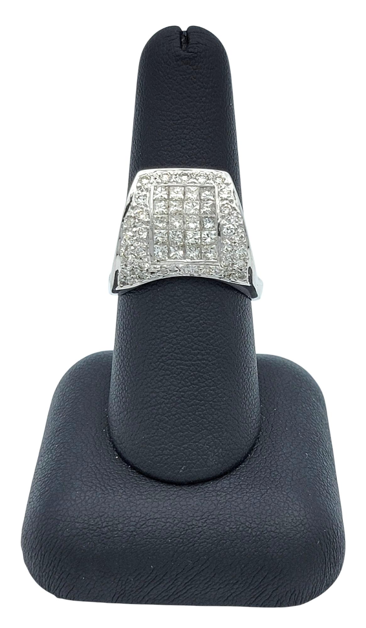 Invisible Set Round & Princess Diamond Contemporary Cocktail Ring 18 Karat Gold im Angebot 9
