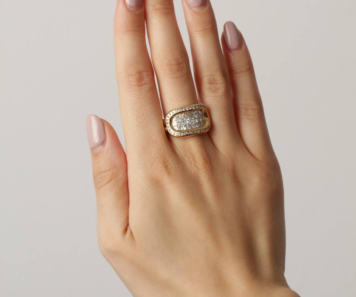 Invisible Setting Diamond Ring for Women  22 Princess-Cut Diamonds, 3.60ct Total  18K Yellow Gold  18.20g  Brand New  Size 7.5 (US) 15 (ES)  RefD364353CH

Longer Description:
This stunning Invisible Setting Diamond Ring is a true masterpiece of