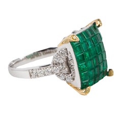 Invisible Setting Emerald Square Ring