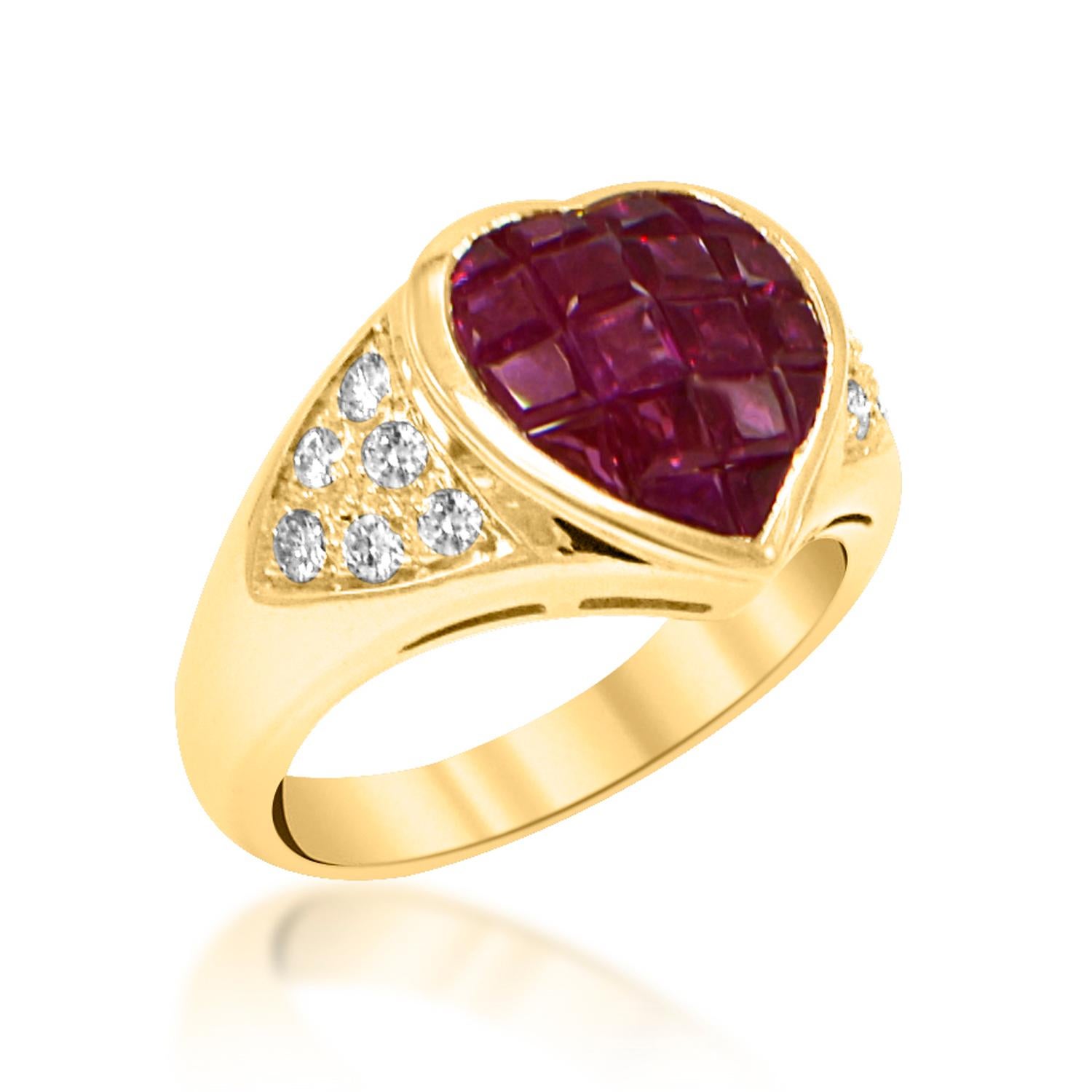 Bague cœur en or jaune 18 carats et diamants à monture invisible Neuf - En vente à Brooklyn, NY