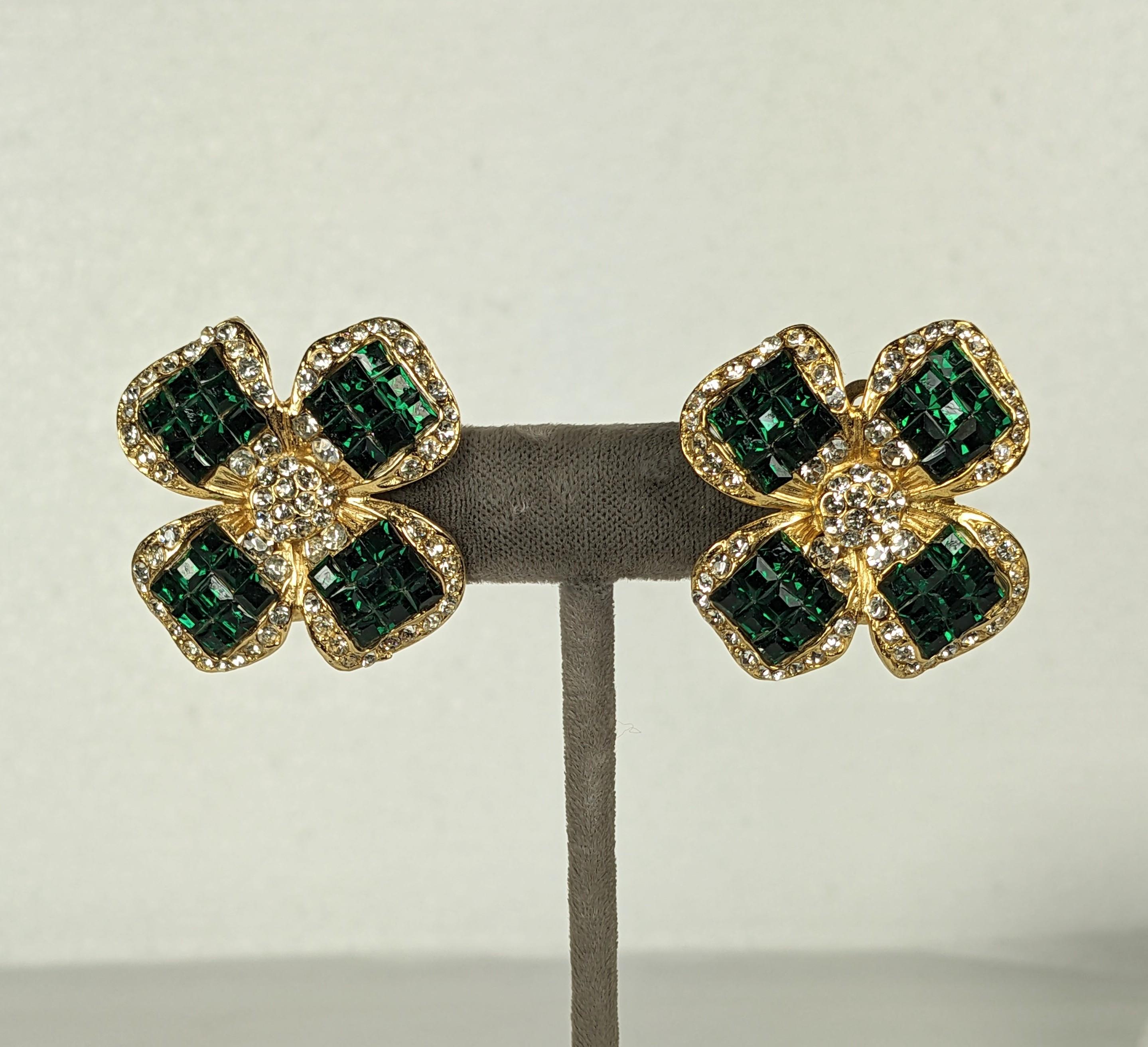 Invisibly Set Faux Emerald Flower Earrings In Excellent Condition For Sale In New York, NY