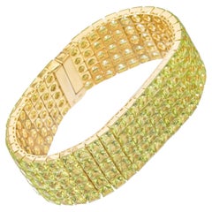 Invisibly-Set Peridot Diamond Gold Line Bracelet