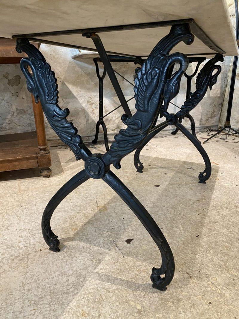 Inviting Antique Marble Console / Outdoor Table For Sale 1