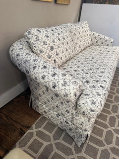 Inviting Black & White Quilted Toile Loveseat