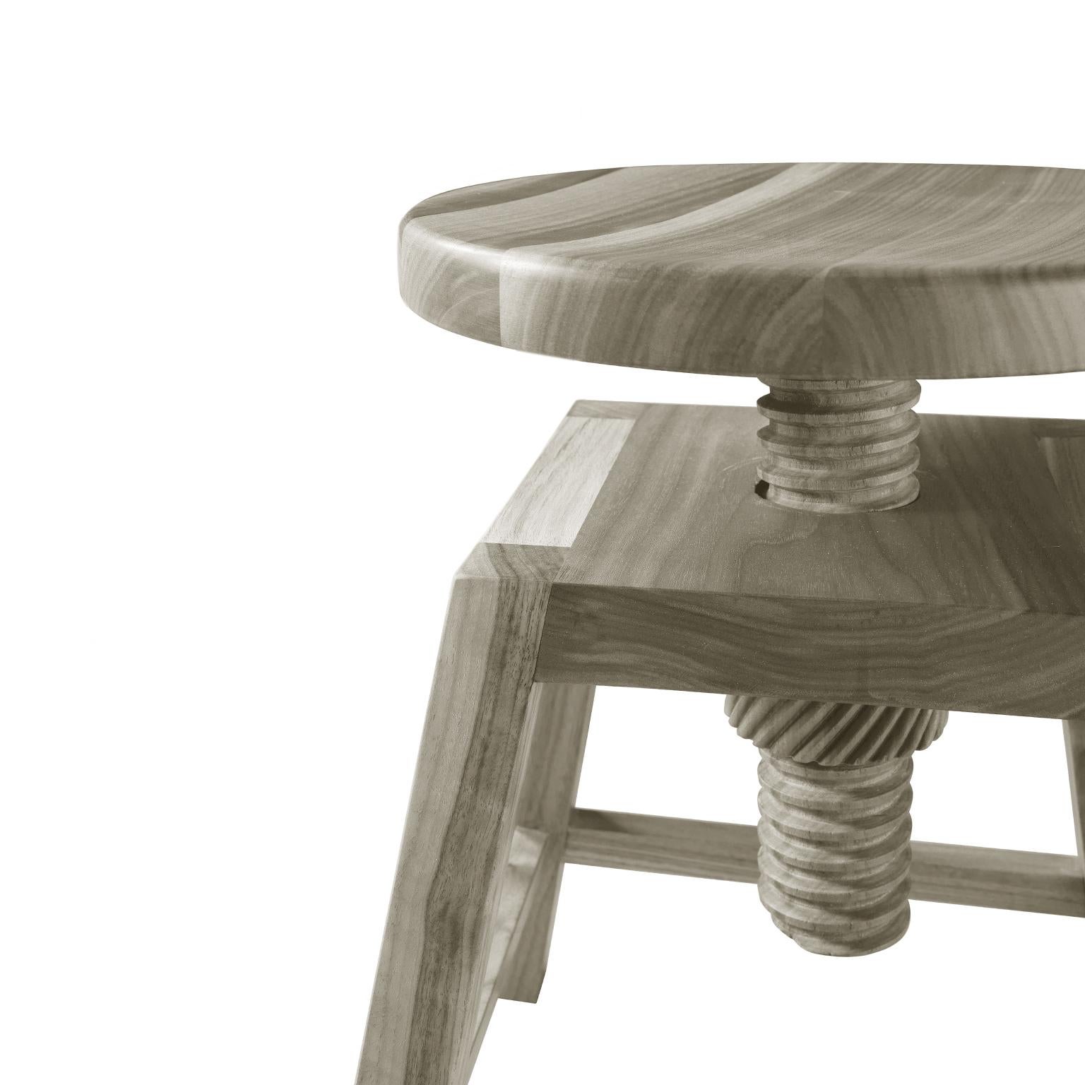 A simple and refined design in which solid walnut finds its highest expression. The Invito solid wood stool combines timeless style with authentic and natural beauty. Contemporary and yet classic, it is suitable for any interior. From the structure