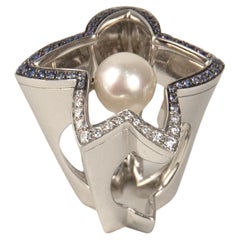 IO SI 18k White Gold 0.24 Diamond & Sapphire Ring