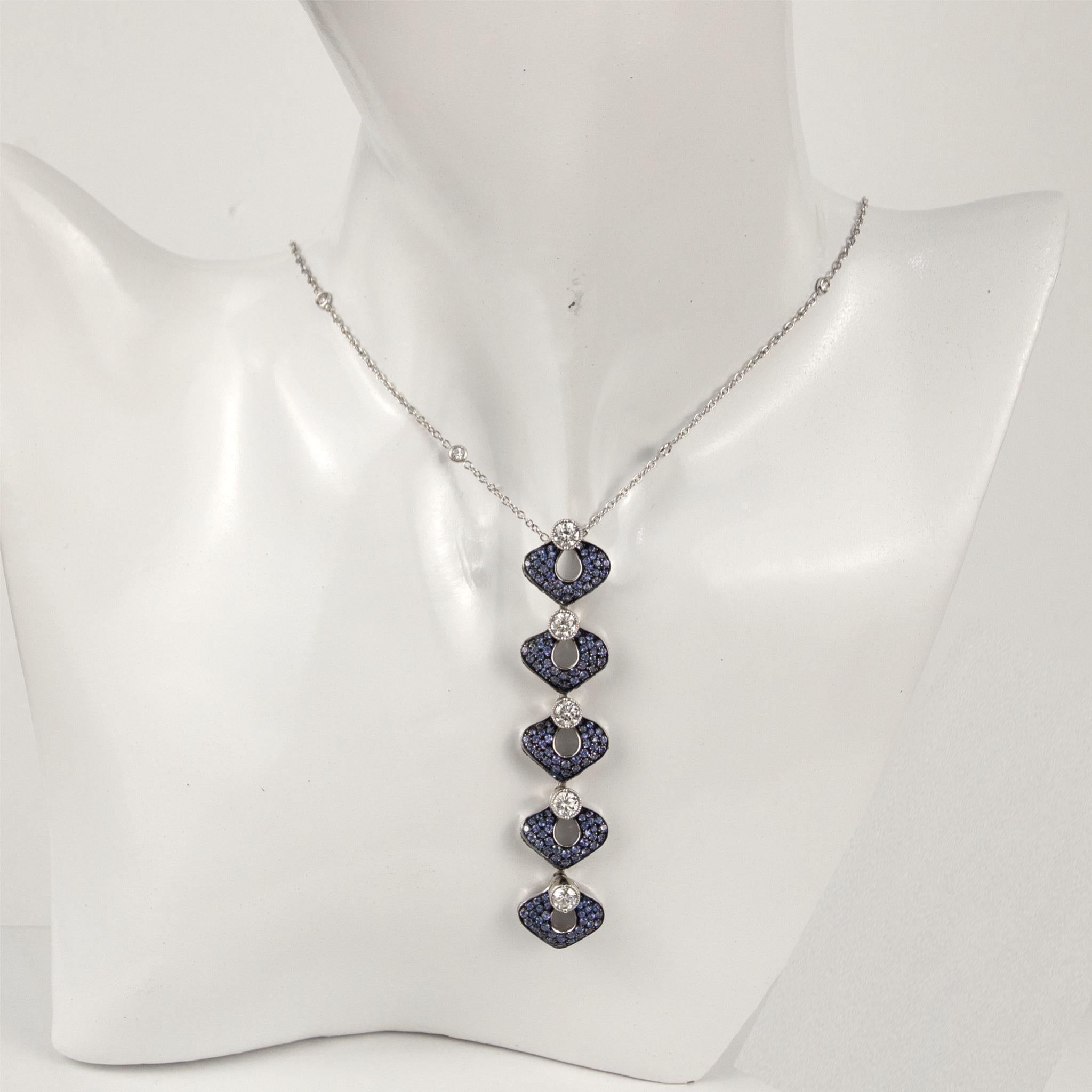 Brilliant Cut IO SI 18k White Gold 0.38ctw Diamond & Sapphire Necklace For Sale