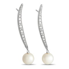 Io Si Boucles d'oreilles concaves en or blanc 18 carats avec diamants de 0,70 carat et perles