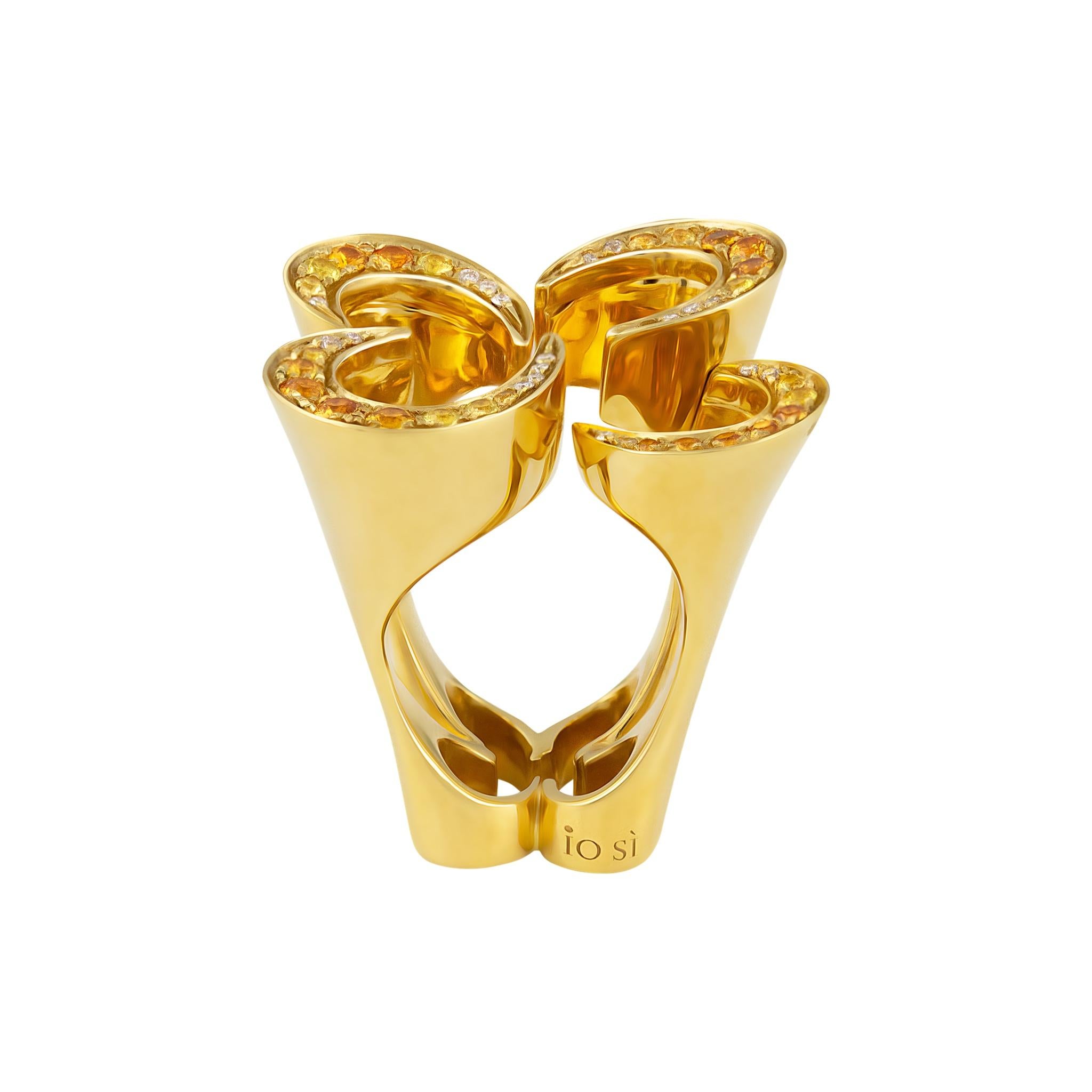 IO SI by Stefan Hafner
18K Yellow Gold
Diamond: 0.11ctw
Sapphire: 1.64ctw
Size: 5.5
Retail price: $14,800.00
SKU: BLU01073
Italian made