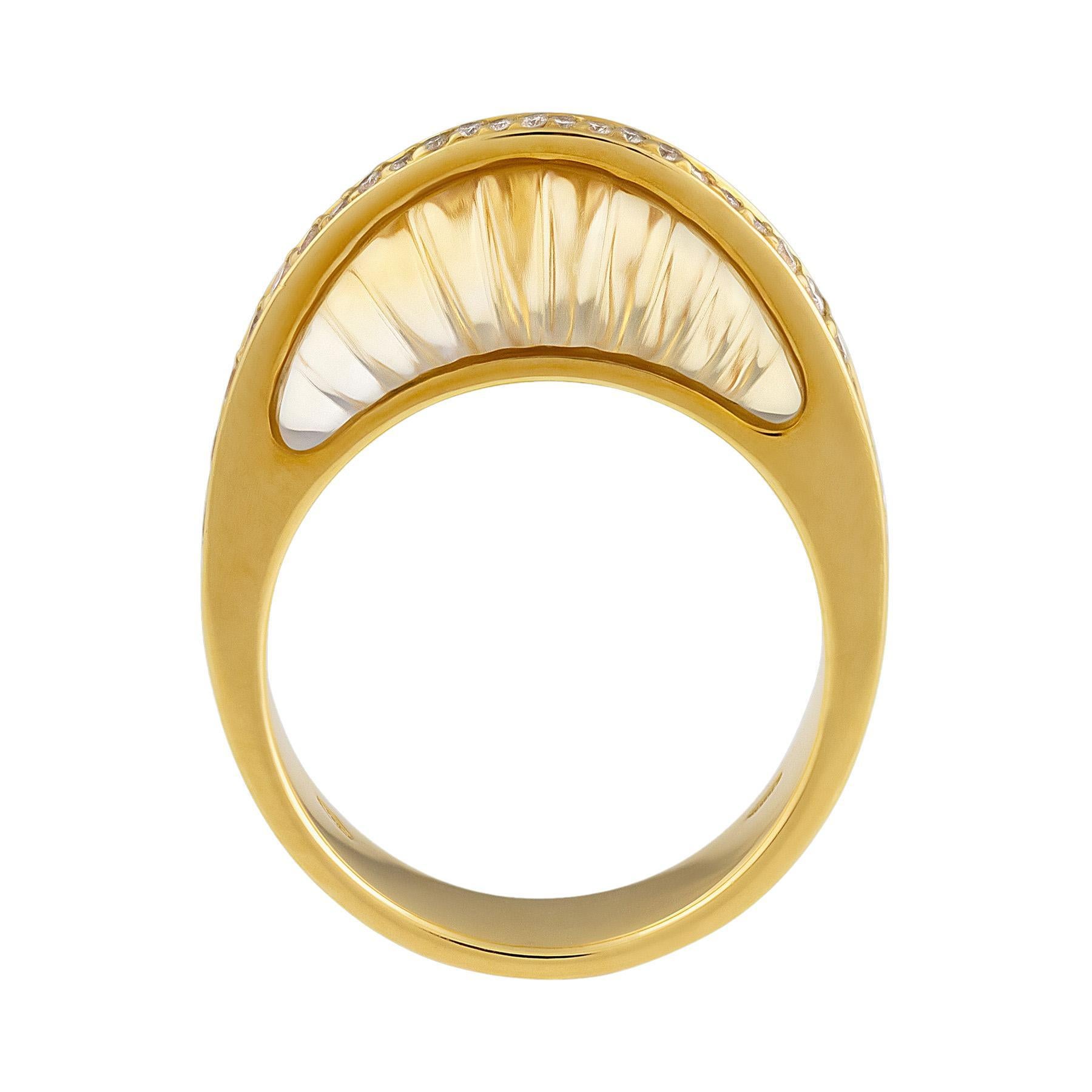 IO SI Ring aus 18 Karat Gelbgold mit Diamanten und Critrine (Zeitgenössisch) im Angebot