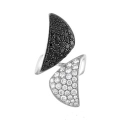 IO SI Scavia Italian Designer 4.75 Carat White and Black Diamond Gold Ring