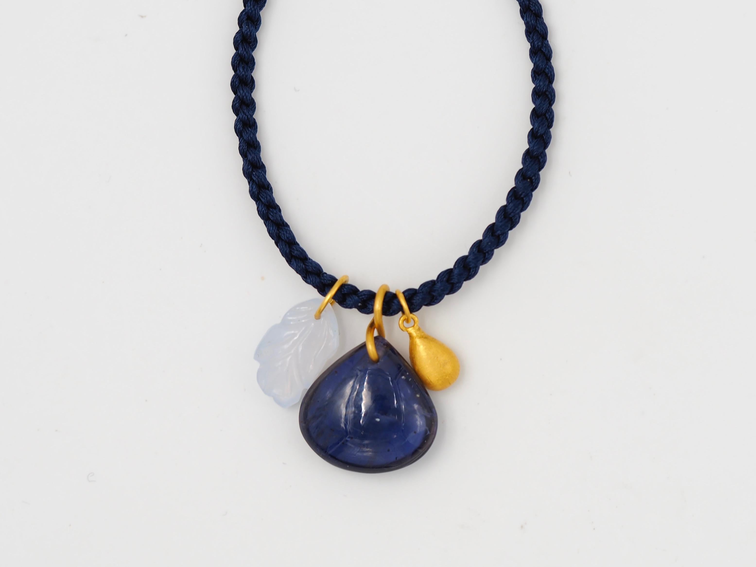 Women's or Men's Iolite Blue Chalcedony Gold Drop 22 Karat Gold Pendant Necklace For Sale