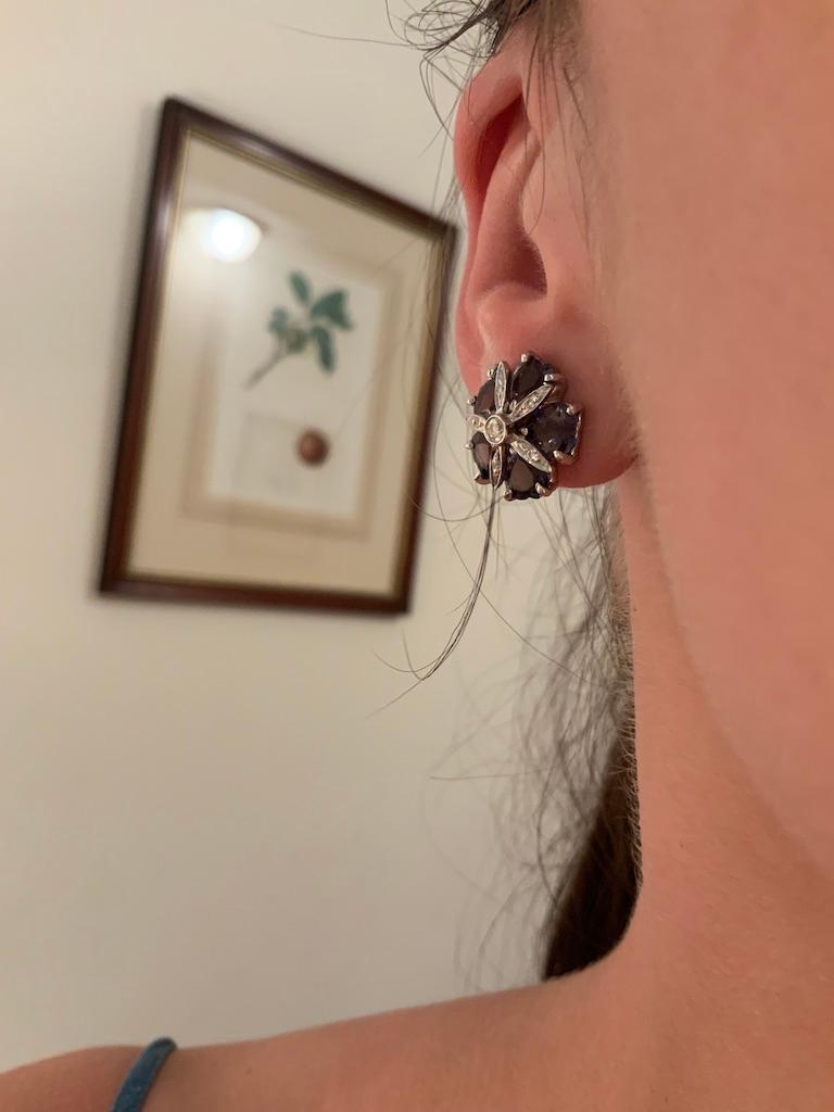 Iolite Diamond White Gold Mini Sand Dollar Earrings In New Condition For Sale In New York, NY