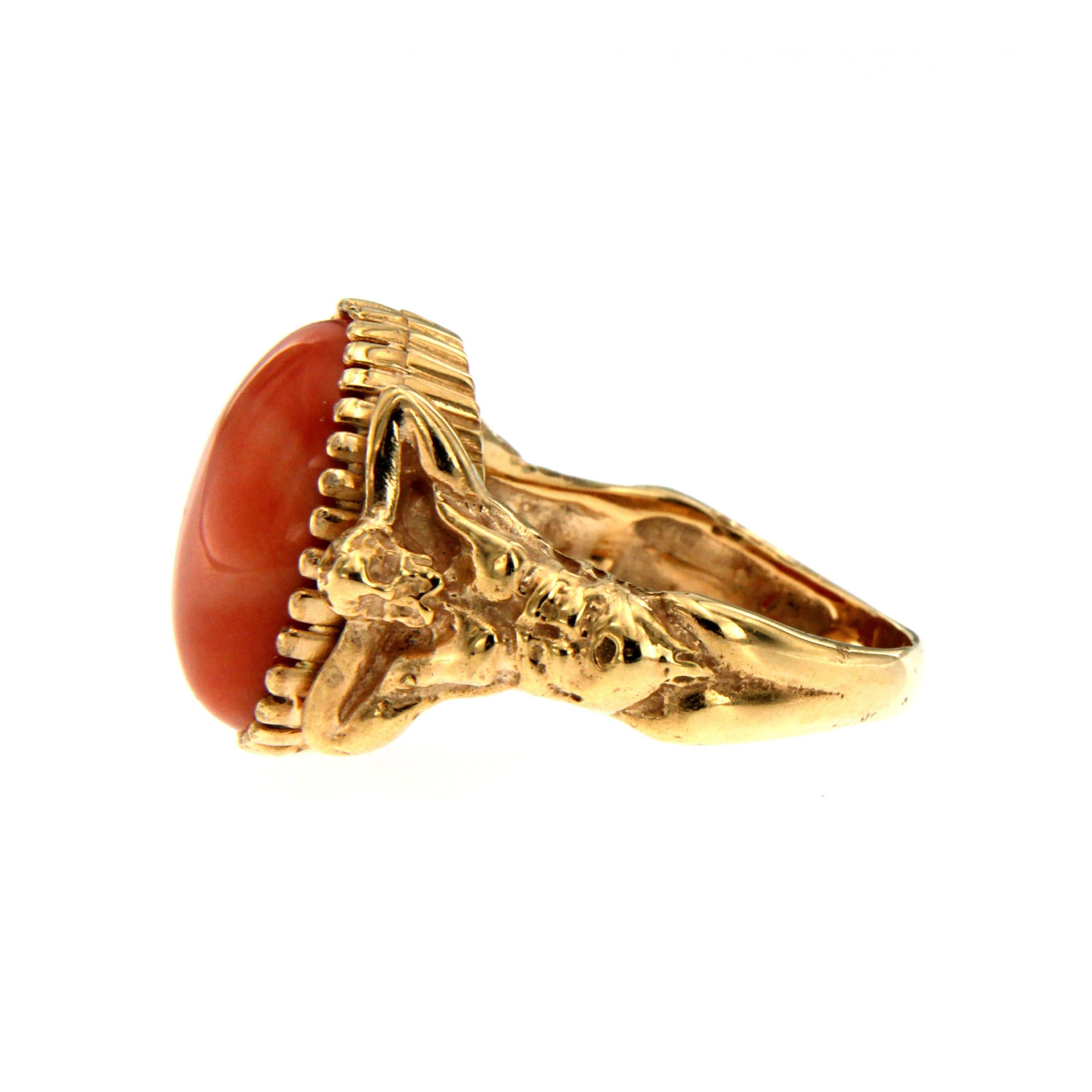 Coral Gold Sculptural Man Body Dome Gold Ring In New Condition In Napoli, Italy