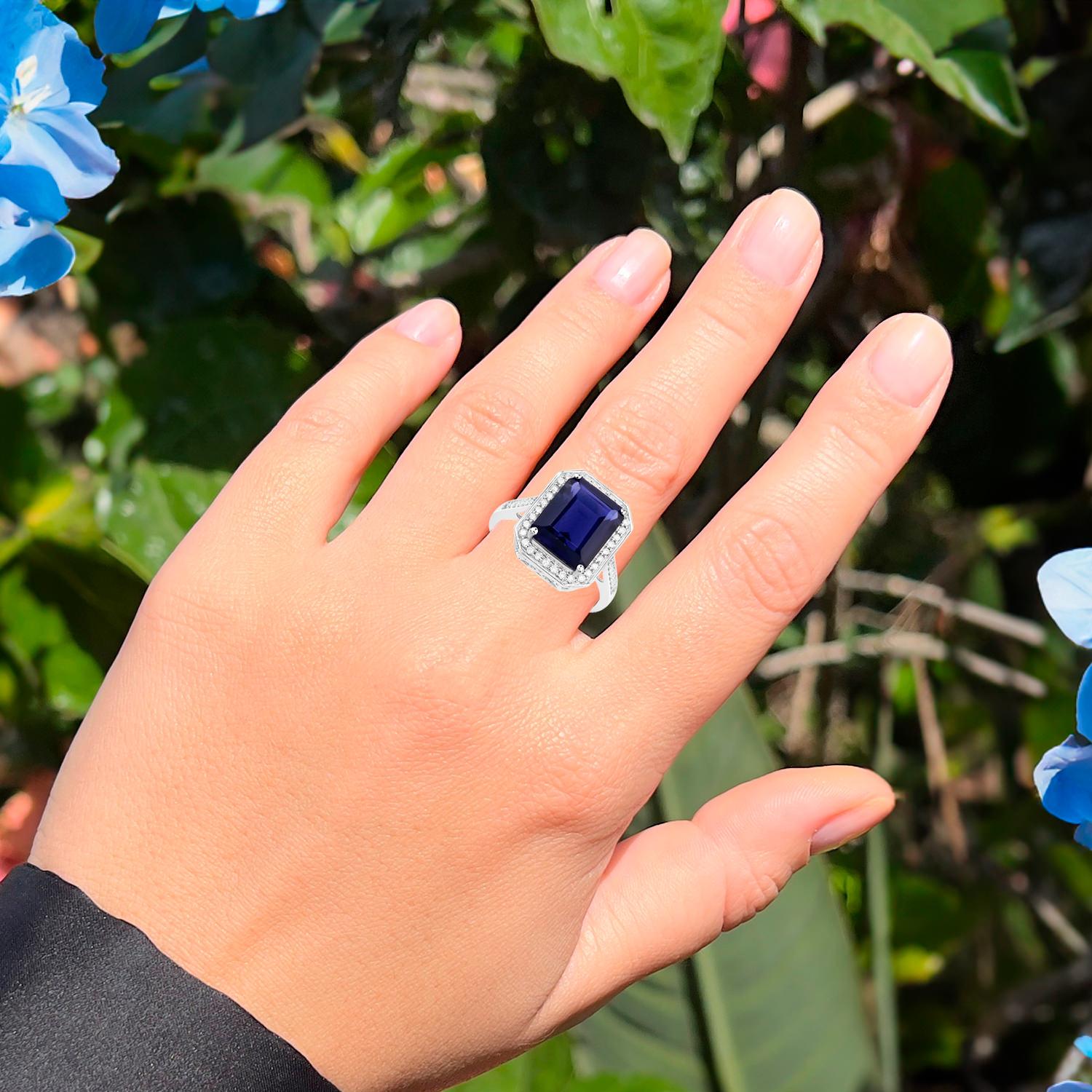 Contemporary Iolite Ring With Diamonds 3.70 Carats 14K White Gold For Sale