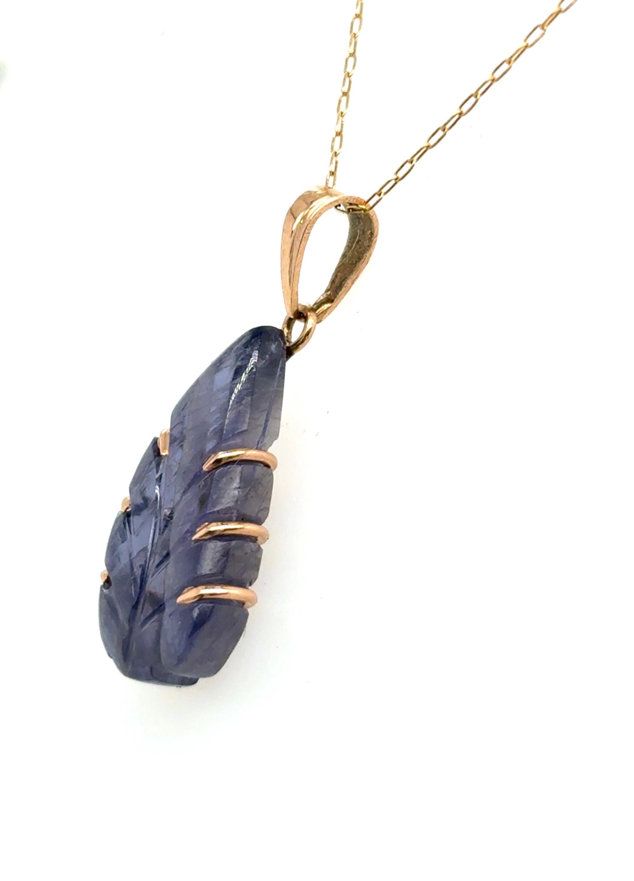 Iolith-Gelbgold-Blatt-Anhänger-Halskette 2