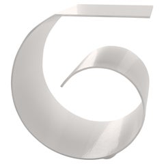 Table d'appoint Ion conçue par Laurie Beckerman