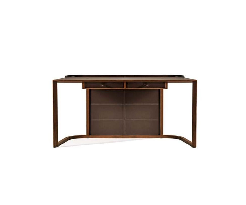 Escritorio Ion Diseñado por Chi Wing Lo Moderno en venta