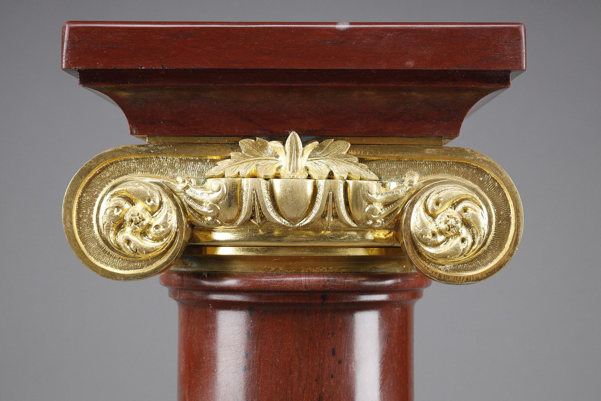 Ionic Column in Red Languedoc Marble and Gilt Bronze For Sale 2