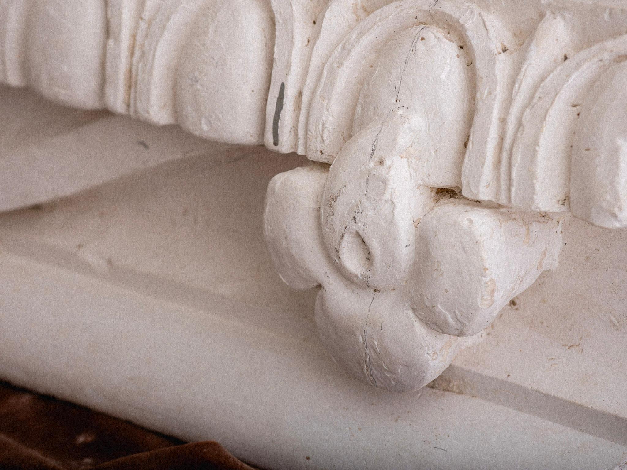 Ionic Column Plaster Architectural Study Objet D’art In Good Condition For Sale In Brooklyn, NY