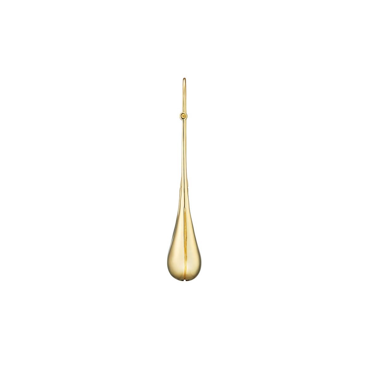 Ionic Earring - 18k gold In New Condition In København, DK