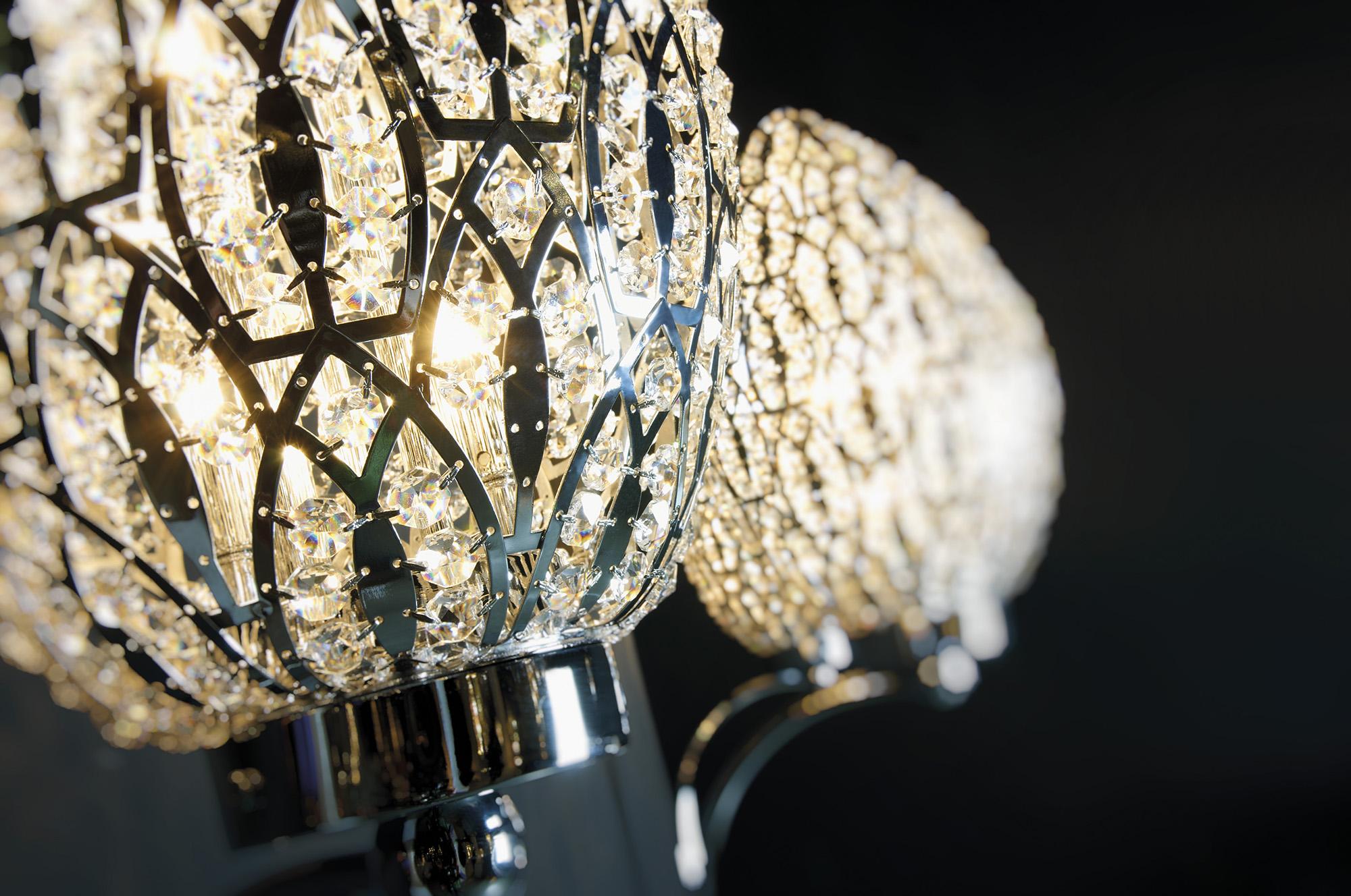 Modern Ionico Egg Wall Lamp, Chrome Finish, Arabesque Style, Italy For Sale