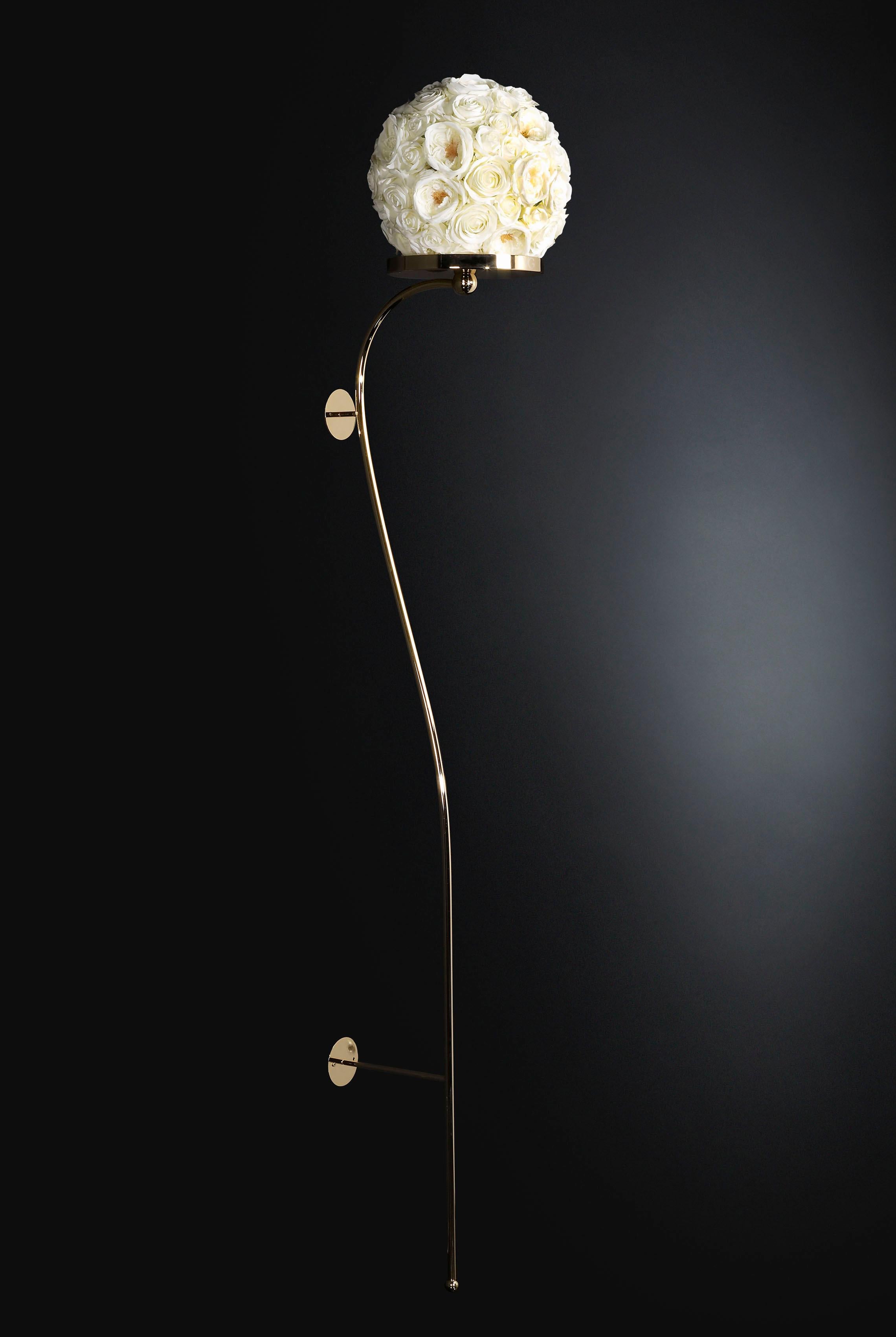 Ionico, große Ionico-Wandstütze aus Stahl, Gold 24-Karat-Finish, Italien (Moderne) im Angebot