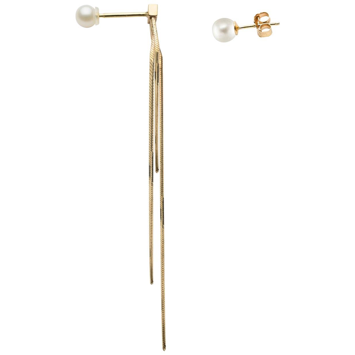 Earring with Strands  in 9 Carat Gold & Freshwater Pearl from IOSSELLIANI For Sale