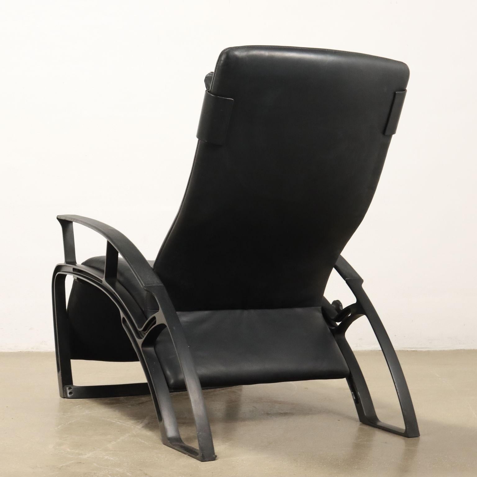 'IP 84 S'  leather Armchair by Ferdinand A. Porsche for Poltrona Frau 1980s 4