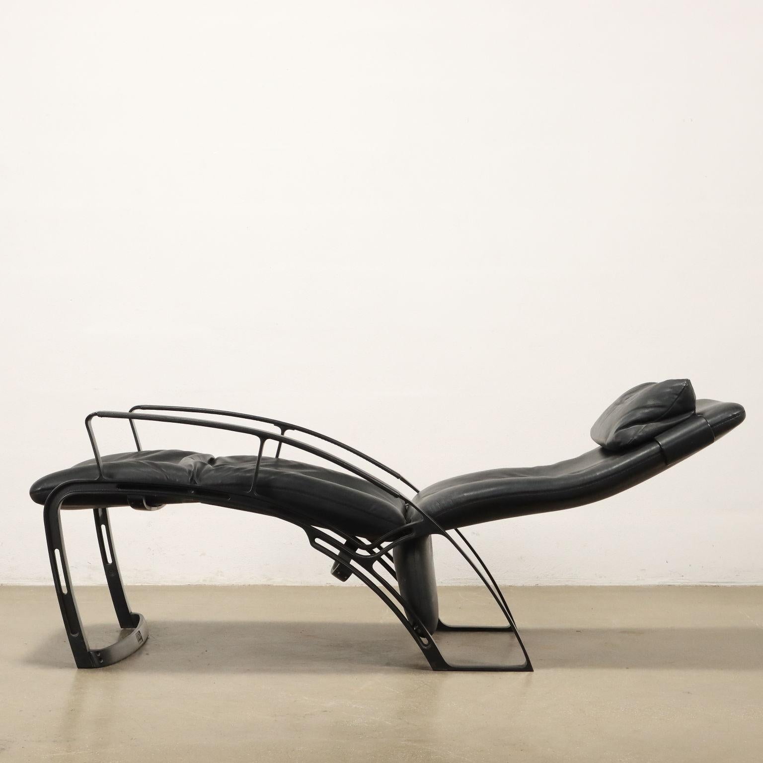 Italian 'IP 84 S'  leather Armchair by Ferdinand A. Porsche for Poltrona Frau 1980s
