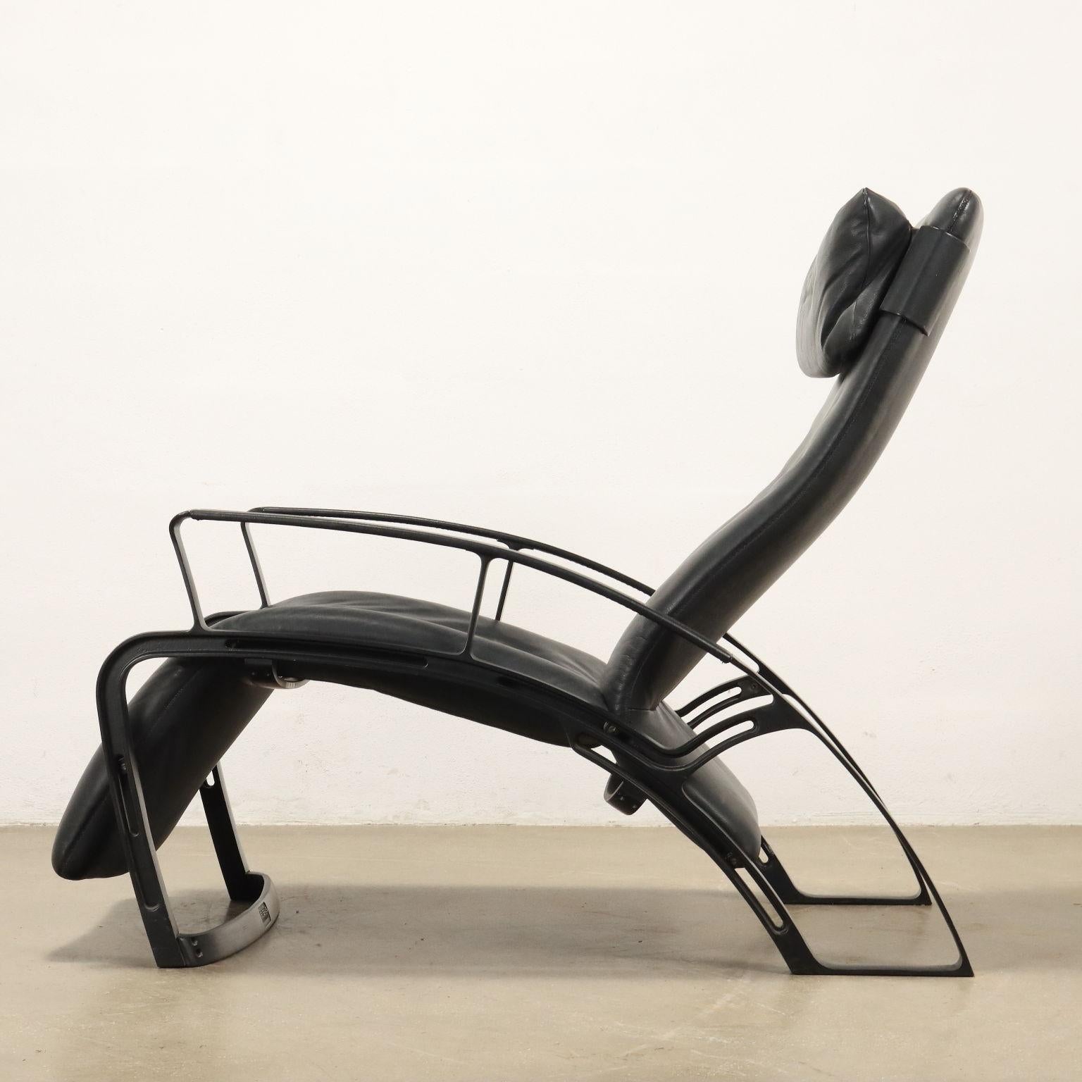 'IP 84 S'  leather Armchair by Ferdinand A. Porsche for Poltrona Frau 1980s In Good Condition In Milano, IT