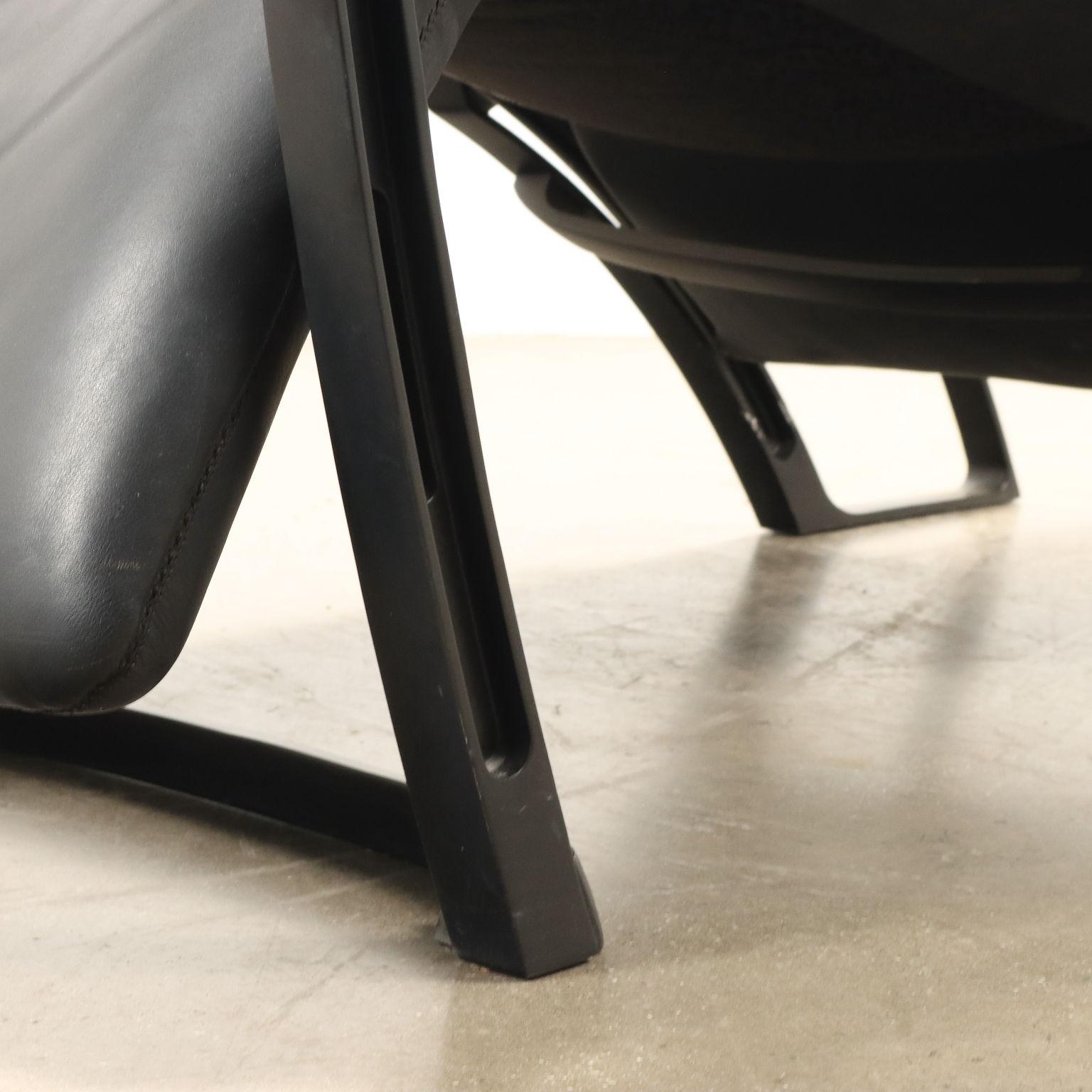 'IP 84 S'  leather Armchair by Ferdinand A. Porsche for Poltrona Frau 1980s 2