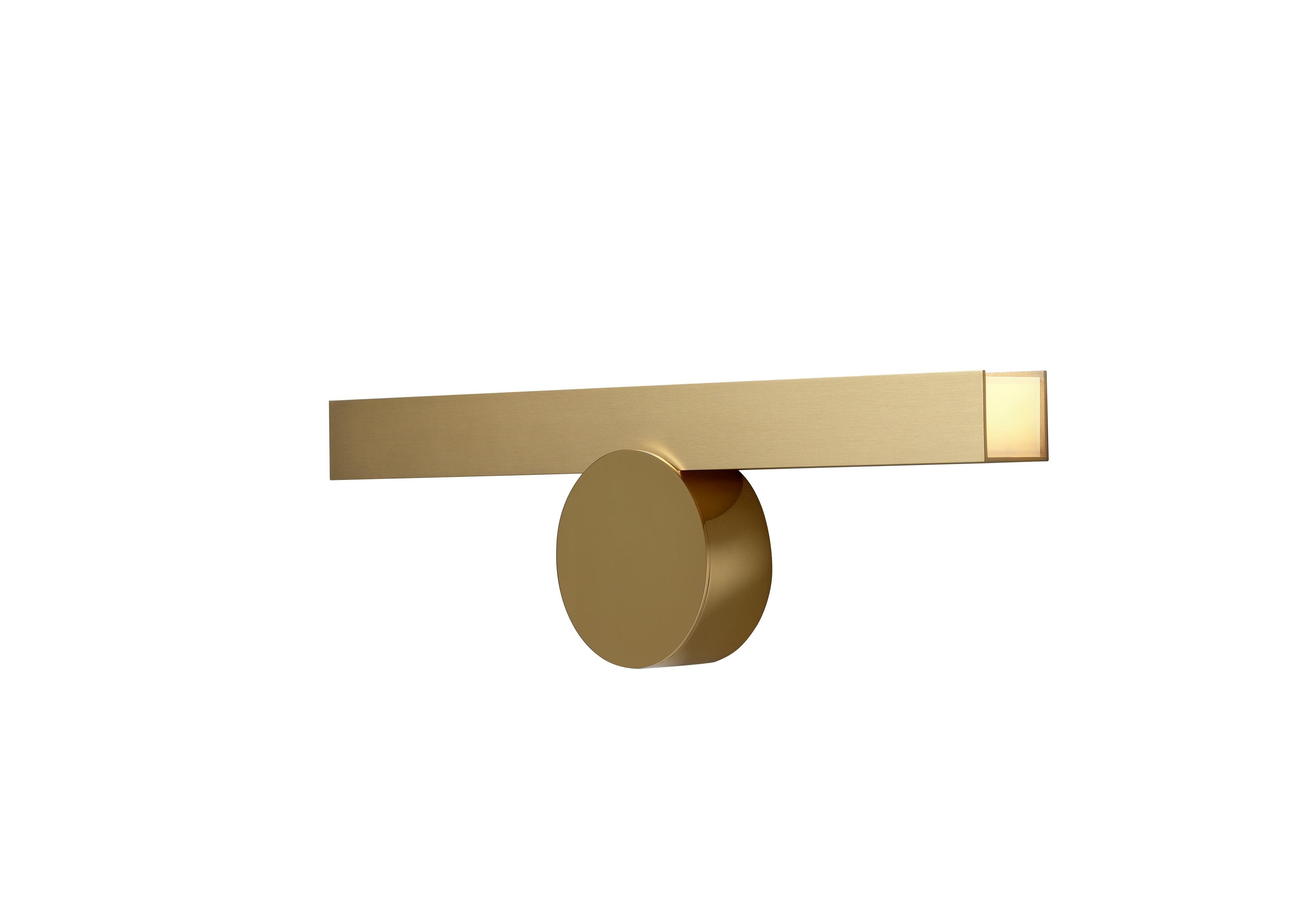 IP Calee V1 satin and polished brass wall light by POOL
Dimensions: D45 x W4.4 X H13 cm
Materials: solid brass, satin and polished brass
Others finishes and dimensions available.

All our lamps can be wired according to each country. If sold to