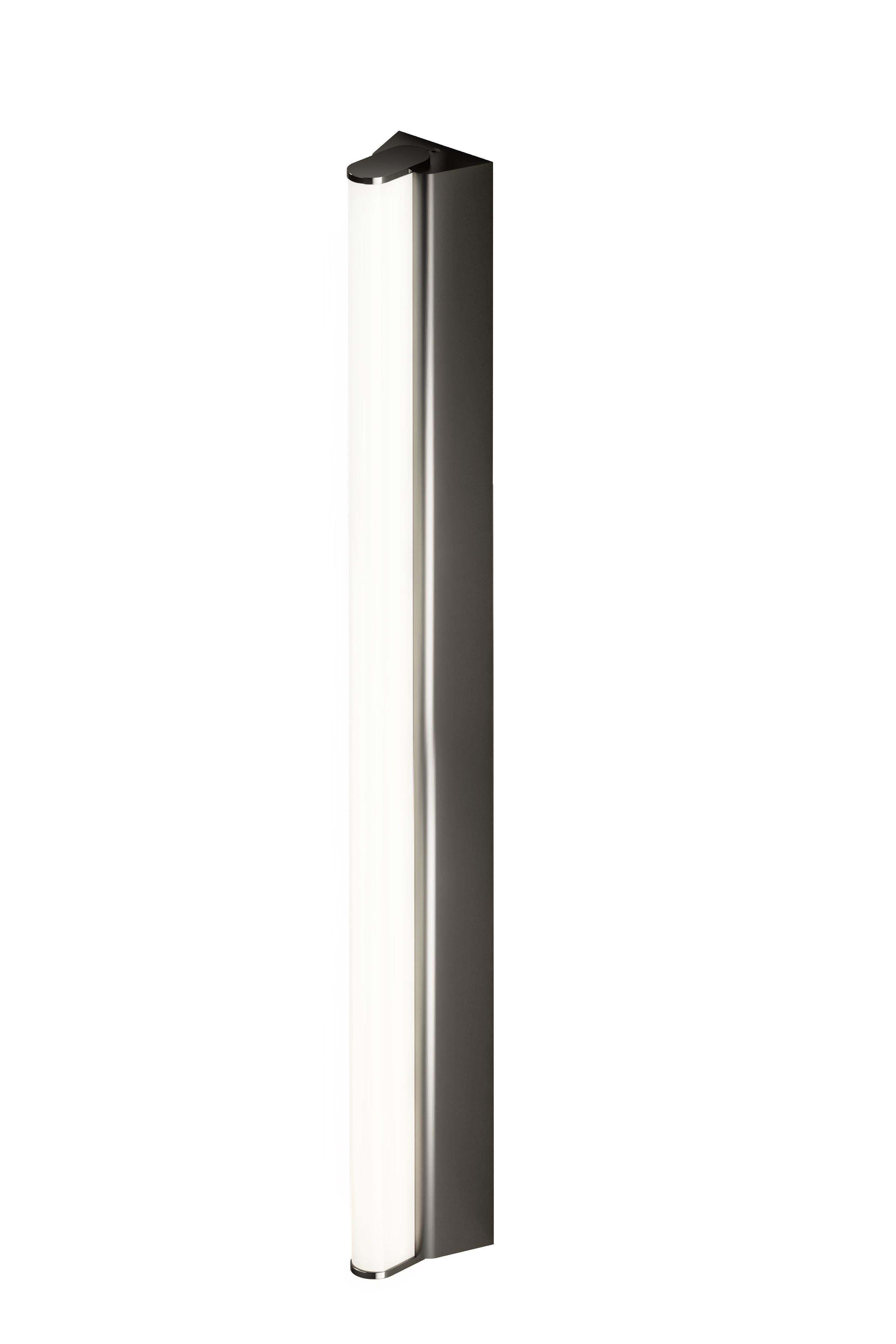 IP Metrop 525 Polished Graphite wall light by Emilie Cathelineau
Dimensions: D52.5 x W5 X H4.5 cm
Materials: Solid brass, Polished Graphite, LED, Polycarbonate.
Others finishes and dimensions are available.

All our lamps can be wired according