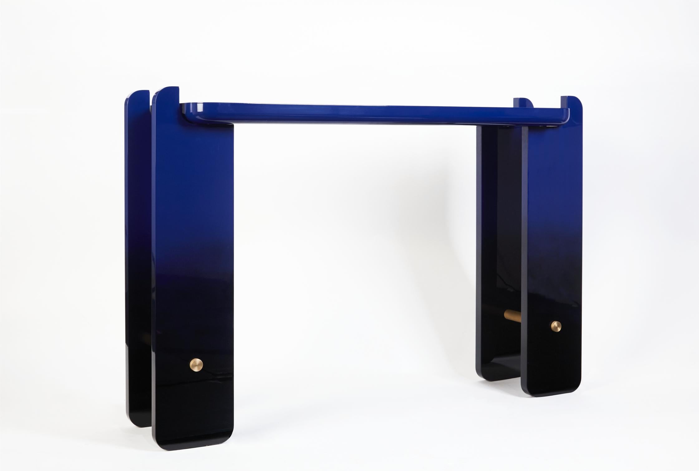 Post-Modern Ipanema Console by DUISTT  For Sale