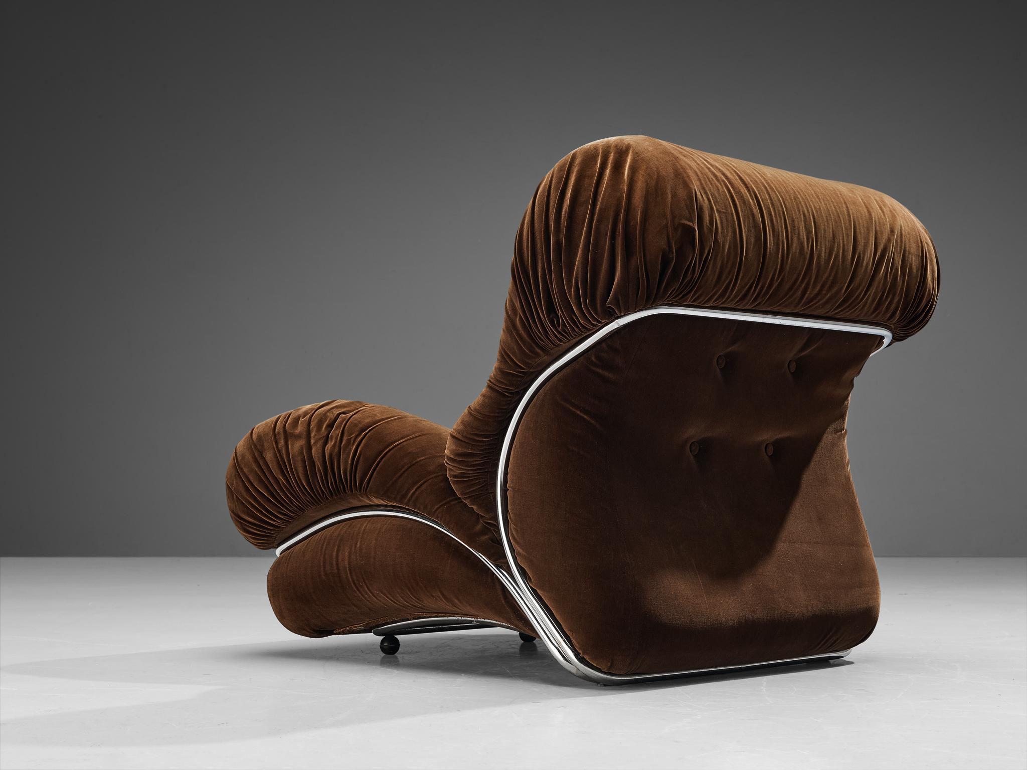 Mid-Century Modern I+I. Chaise longue 'Corolla' en velours Brown  en vente